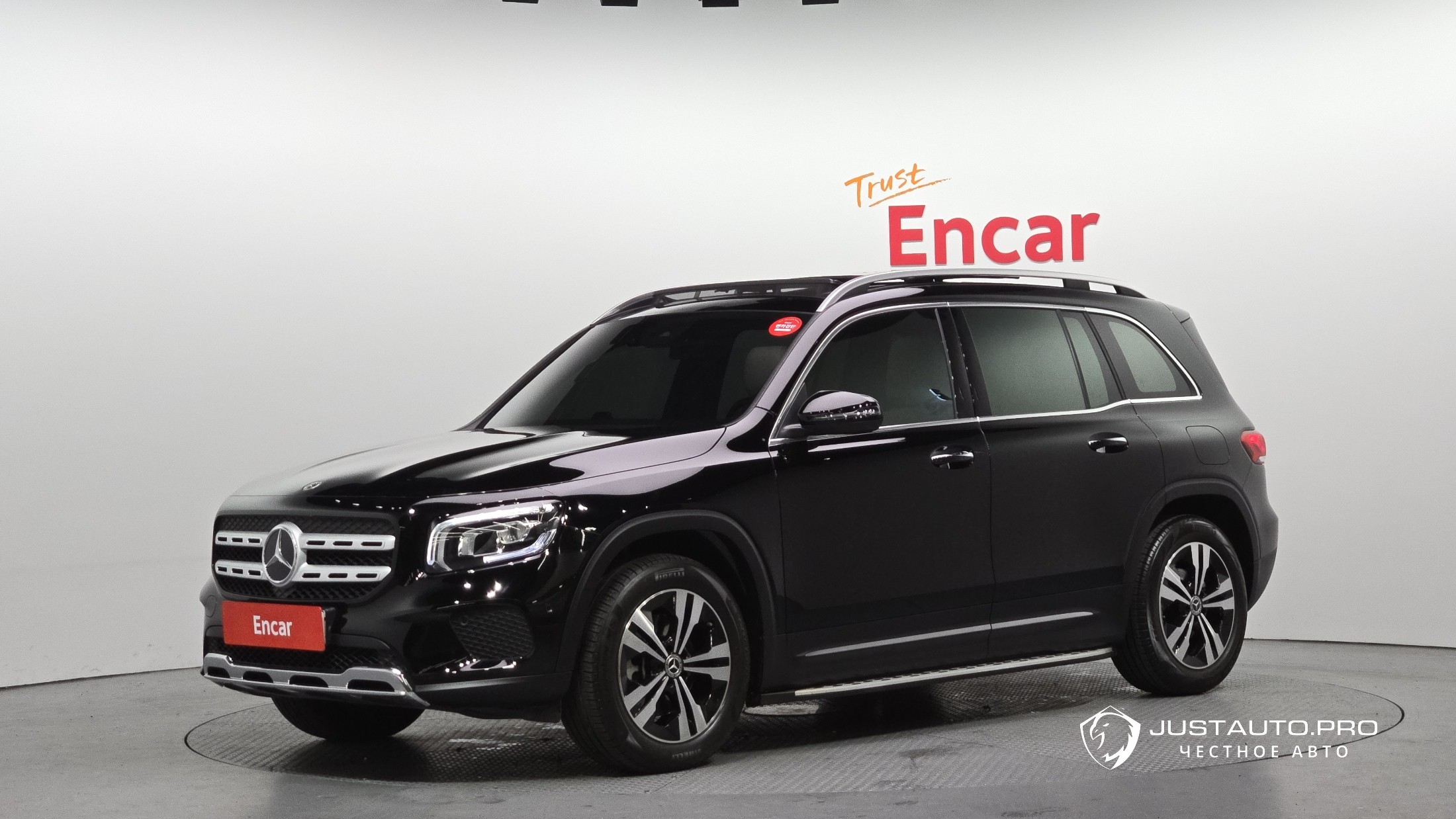 Автомобиль Mercedes-Benz GLB-Class