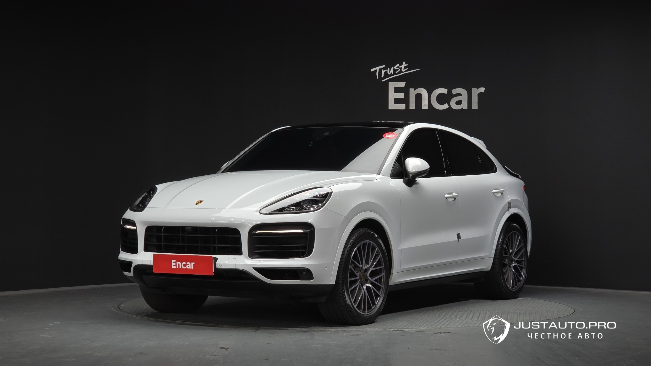 Автомобиль Porsche Cayenne