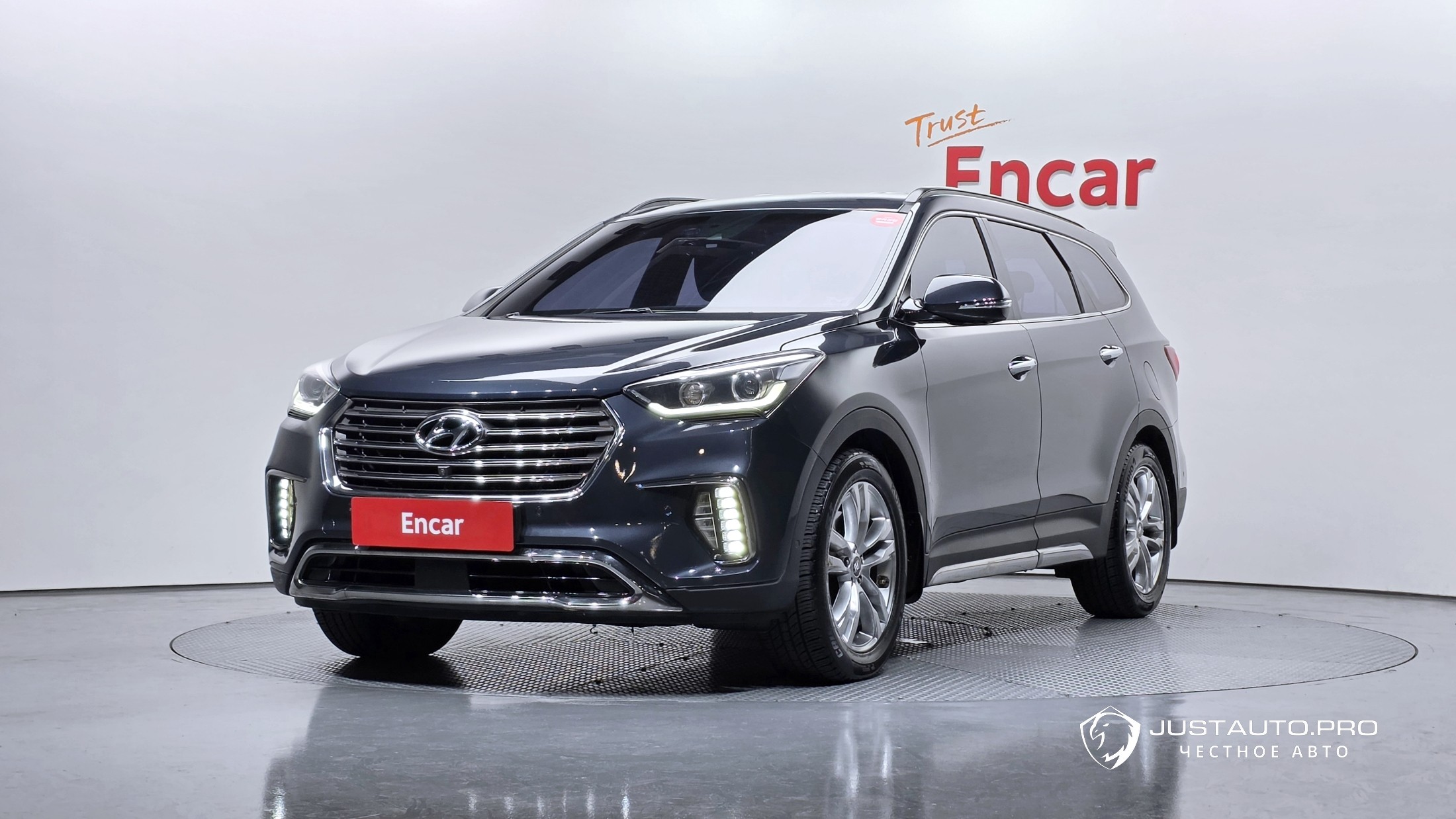 Автомобиль Hyundai Maxcruz