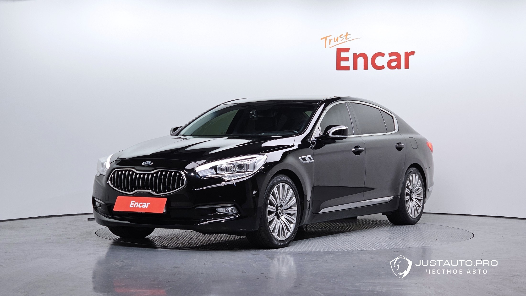 Автомобиль Kia K9