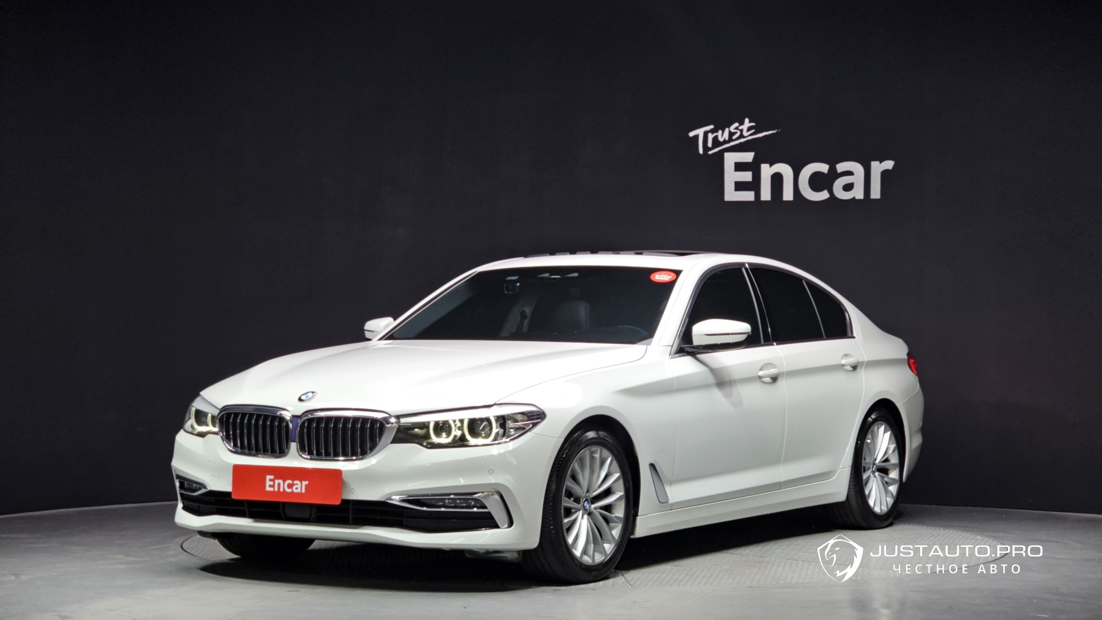 Автомобиль BMW 5-Series