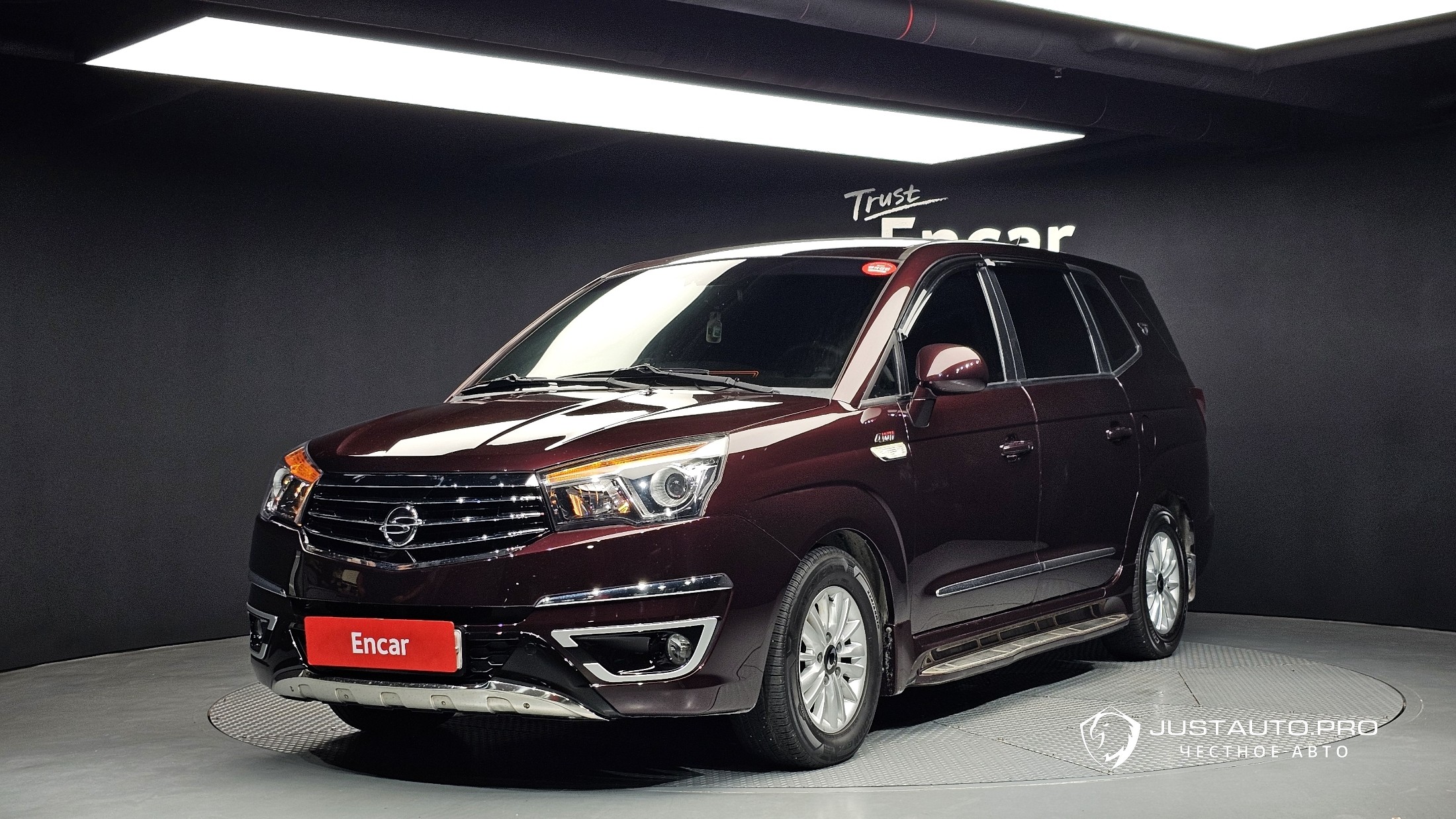 Автомобиль KG_Mobility_Ssangyong KORANDO