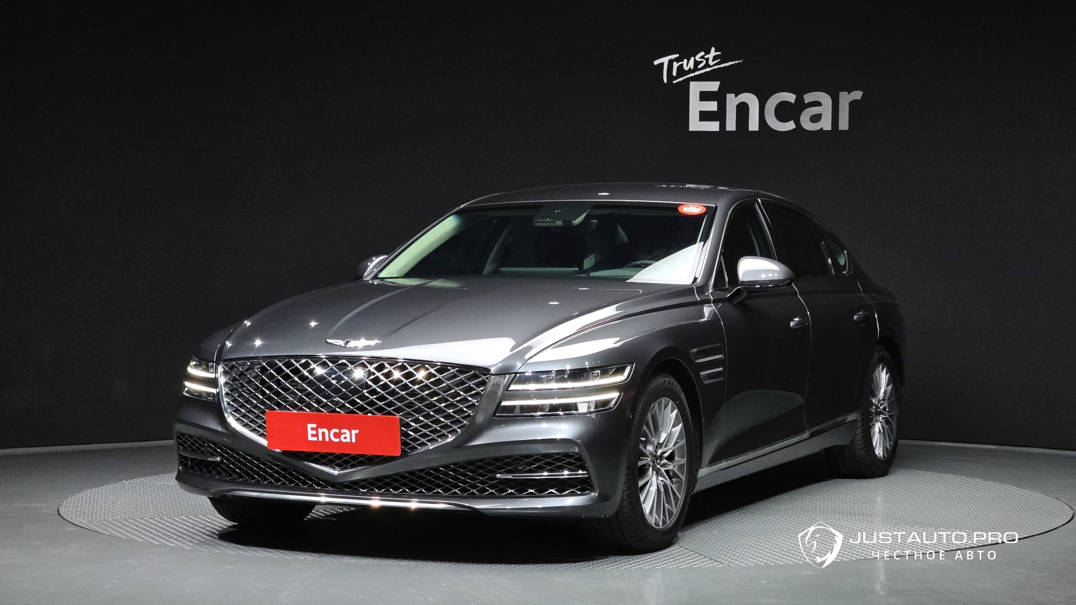 Автомобиль Genesis G80