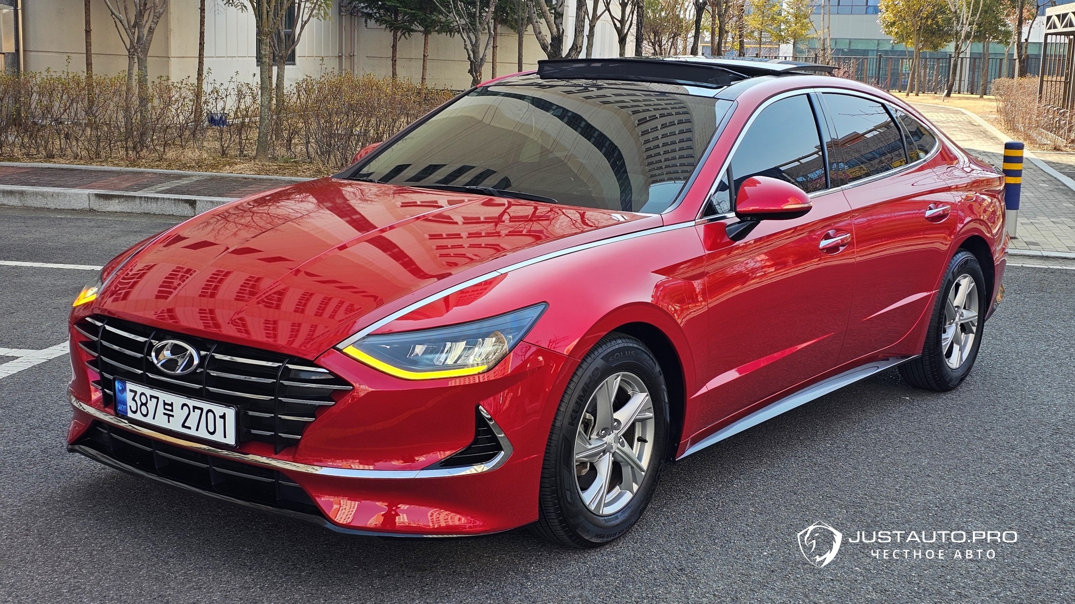 Автомобиль Hyundai Sonata