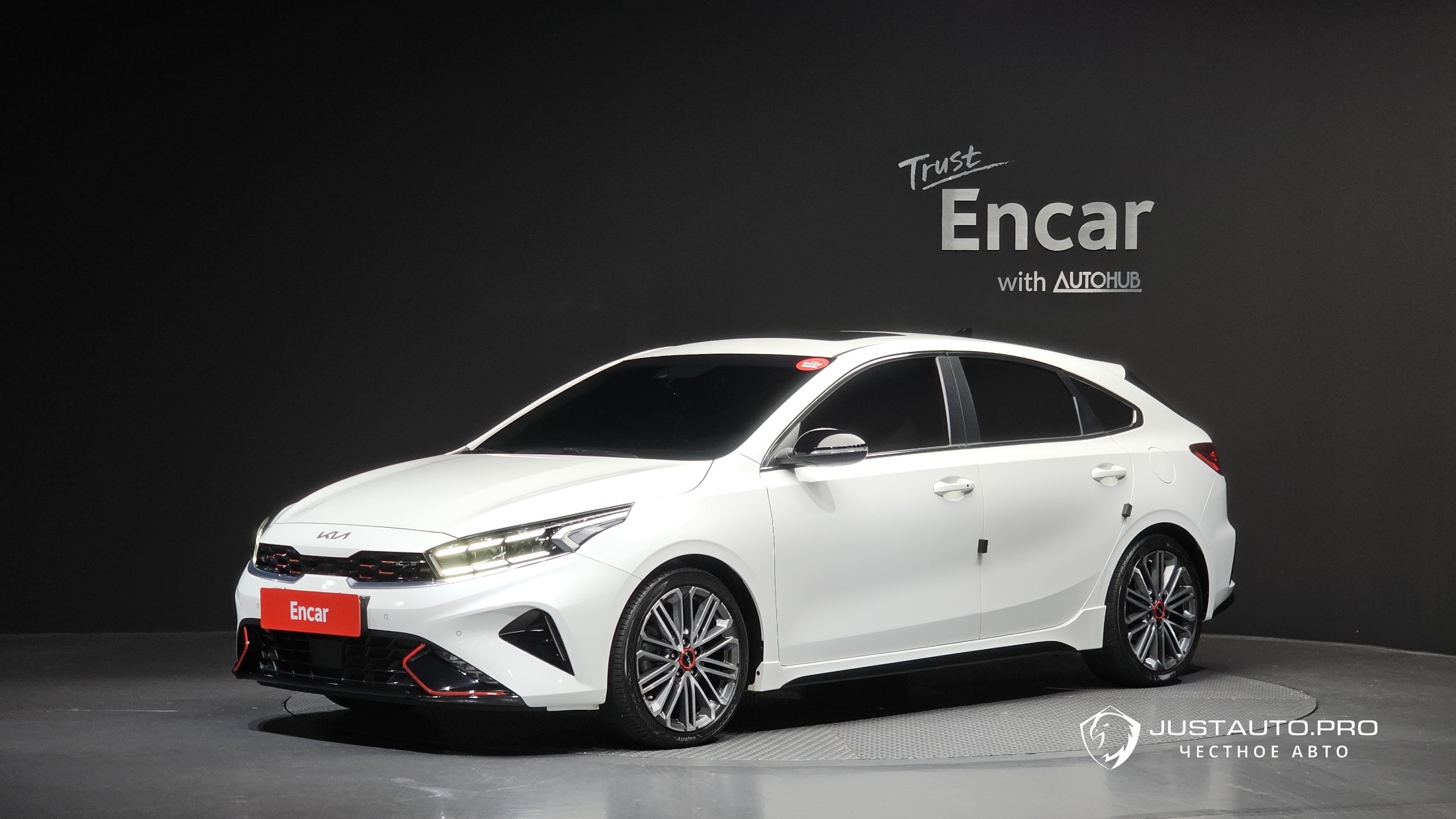 Автомобиль Kia K3