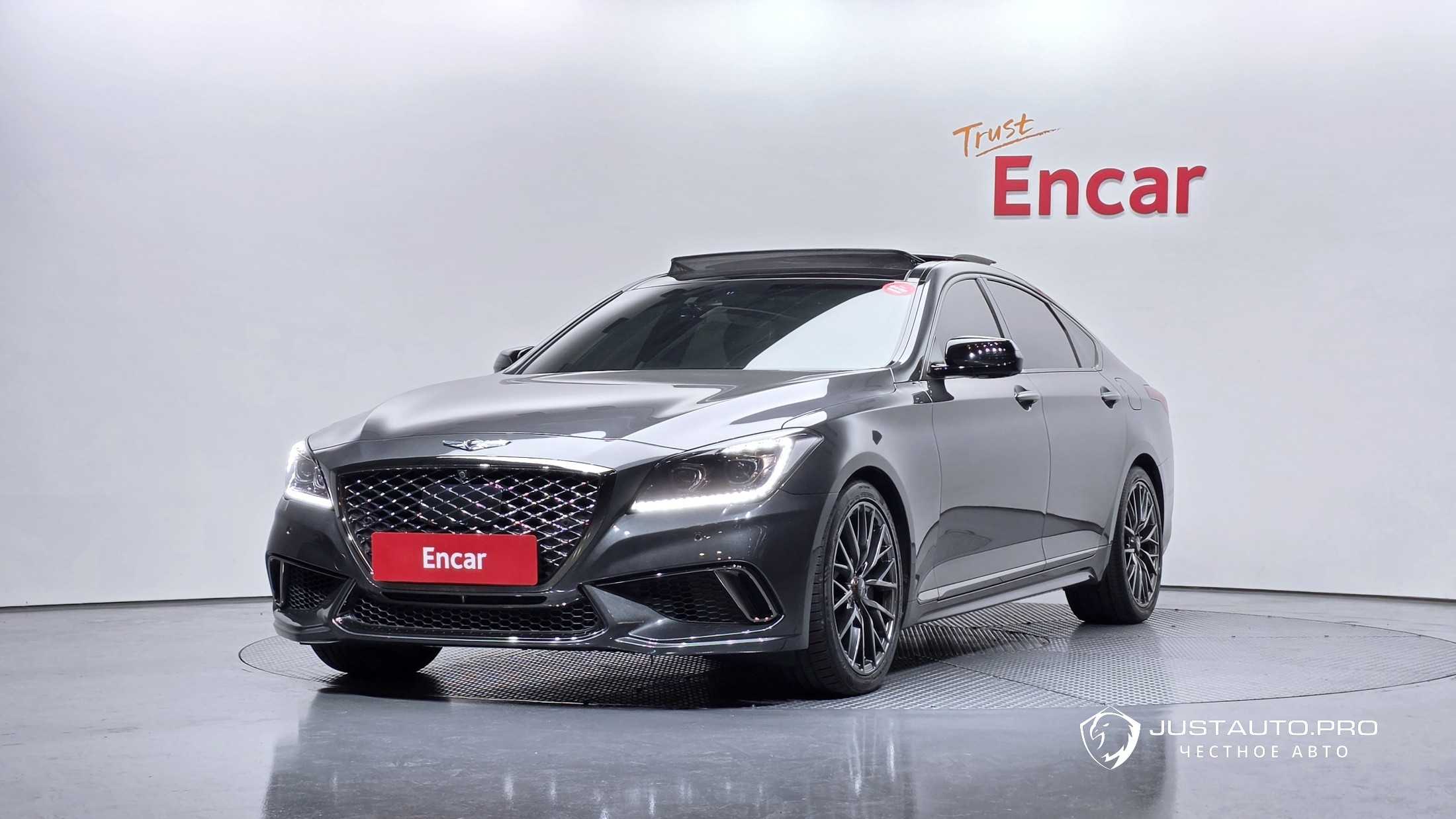 Автомобиль Genesis G80