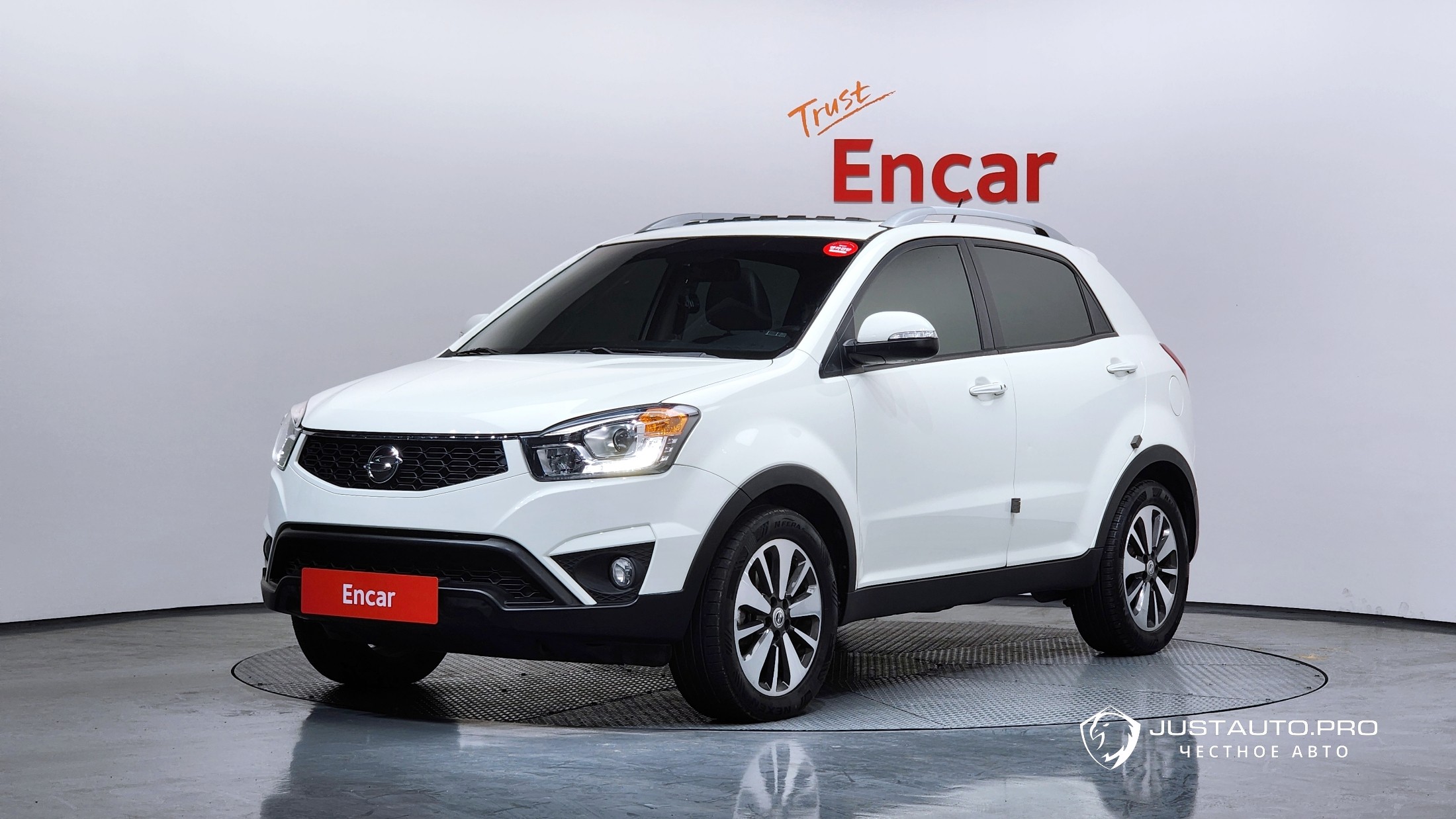 Автомобиль KG_Mobility_Ssangyong KORANDO