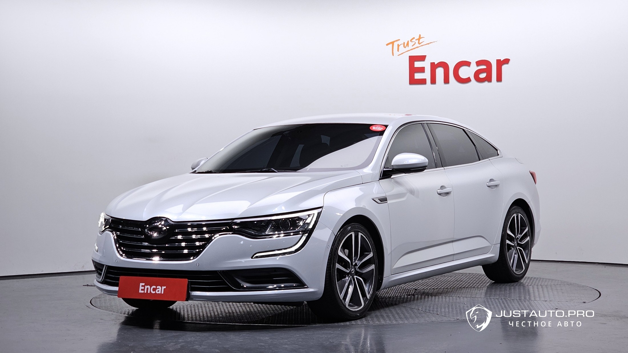 Автомобиль Renault-KoreaSamsung SM6