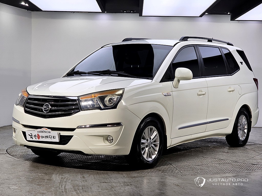 Автомобиль KG_Mobility_Ssangyong KORANDO