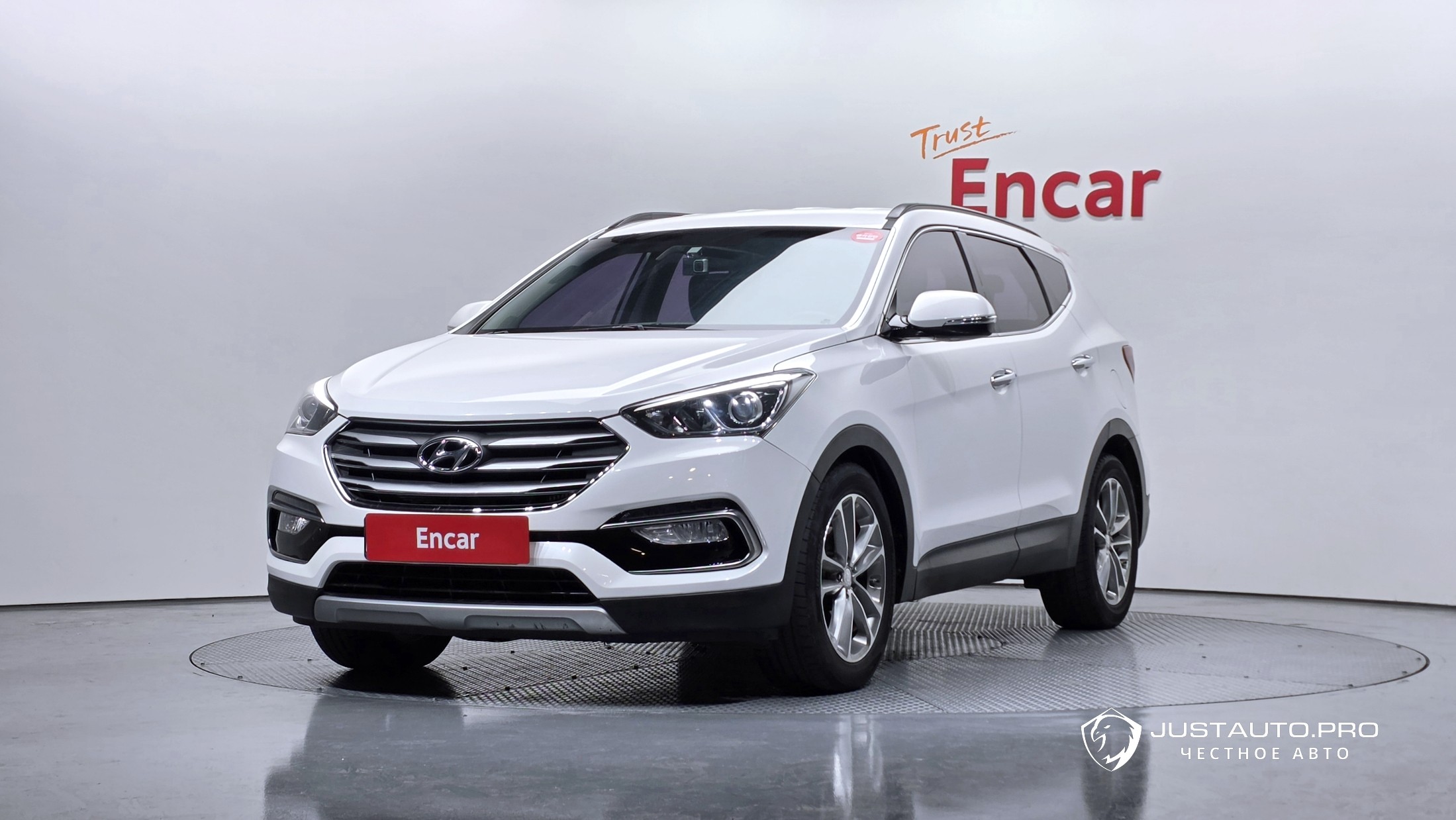 Автомобиль Hyundai Santafe