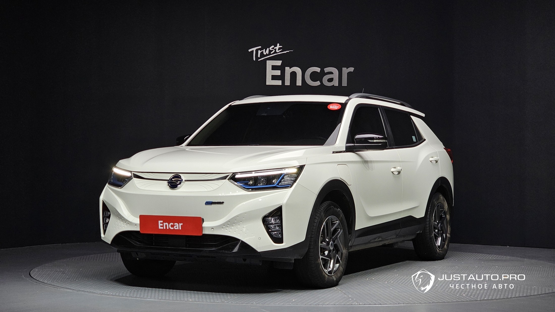 Автомобиль KG_Mobility_Ssangyong KORANDO