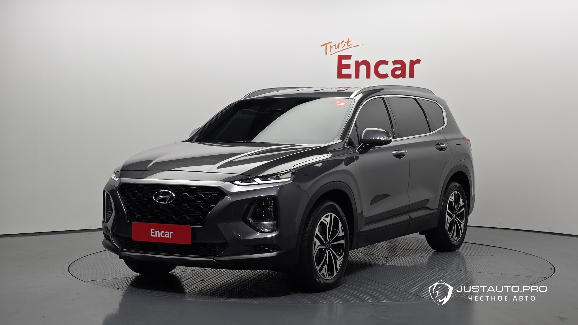 Автомобиль Hyundai Santafe