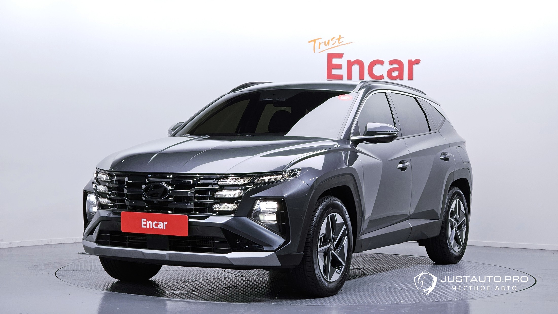 Автомобиль Hyundai Tucson