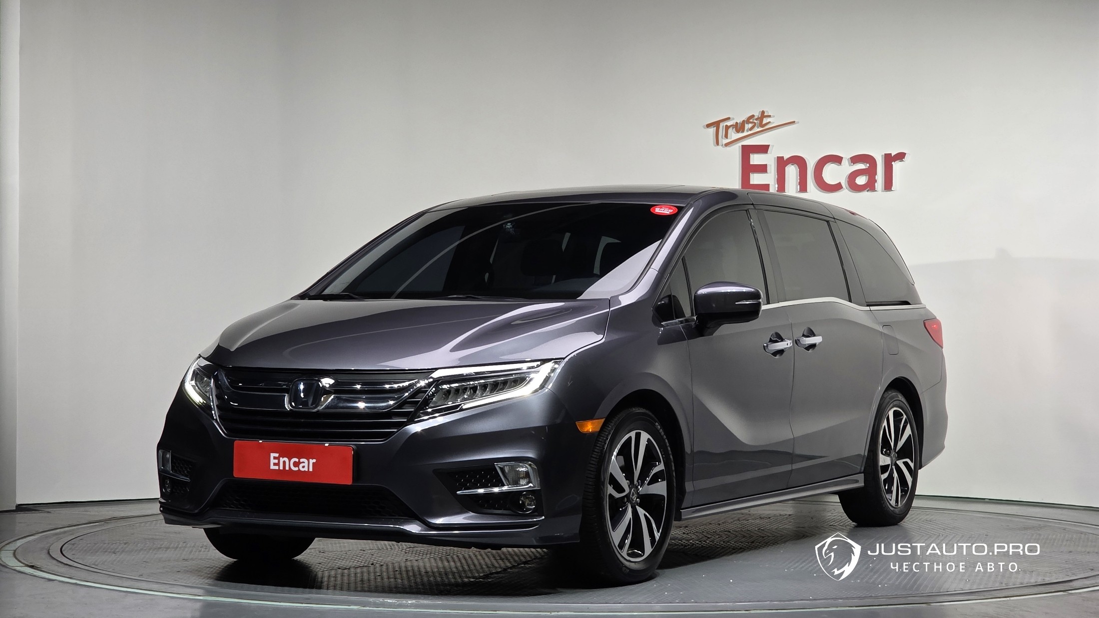 Автомобиль Honda Odyssey