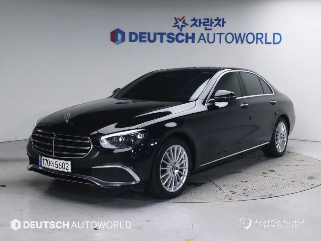 Автомобиль Mercedes-Benz E-Class