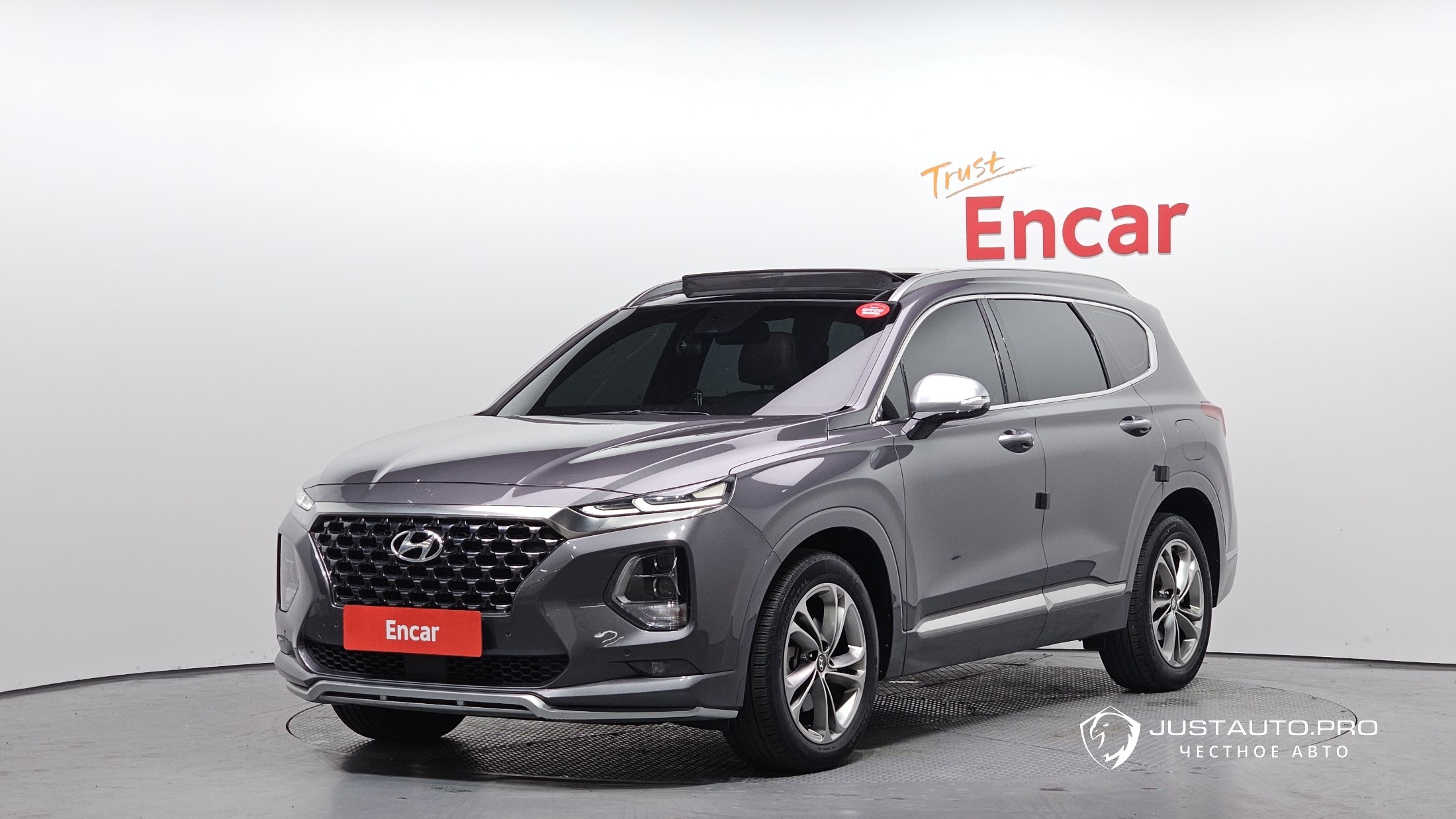 Автомобиль Hyundai Santafe