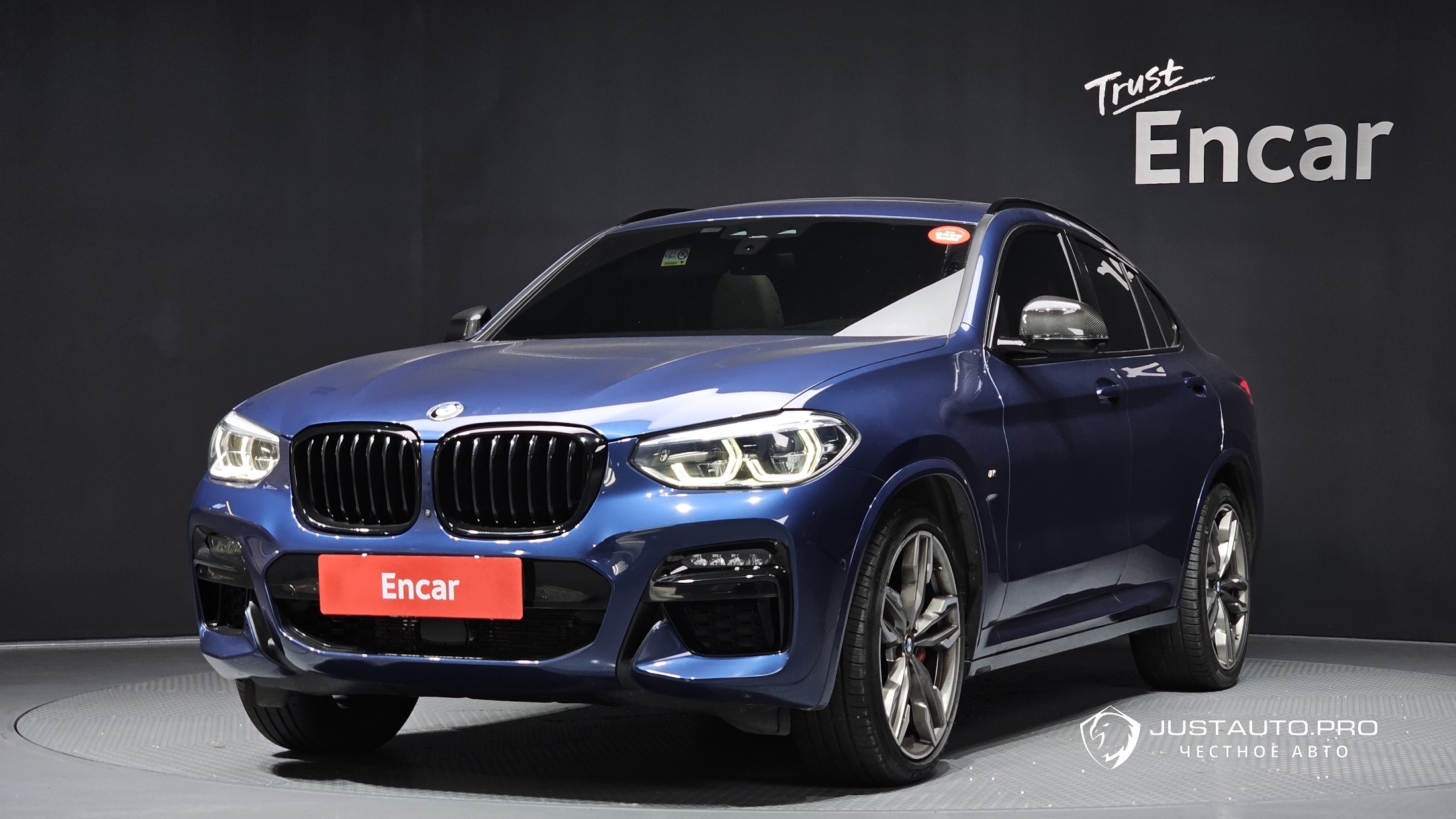 Автомобиль BMW X4