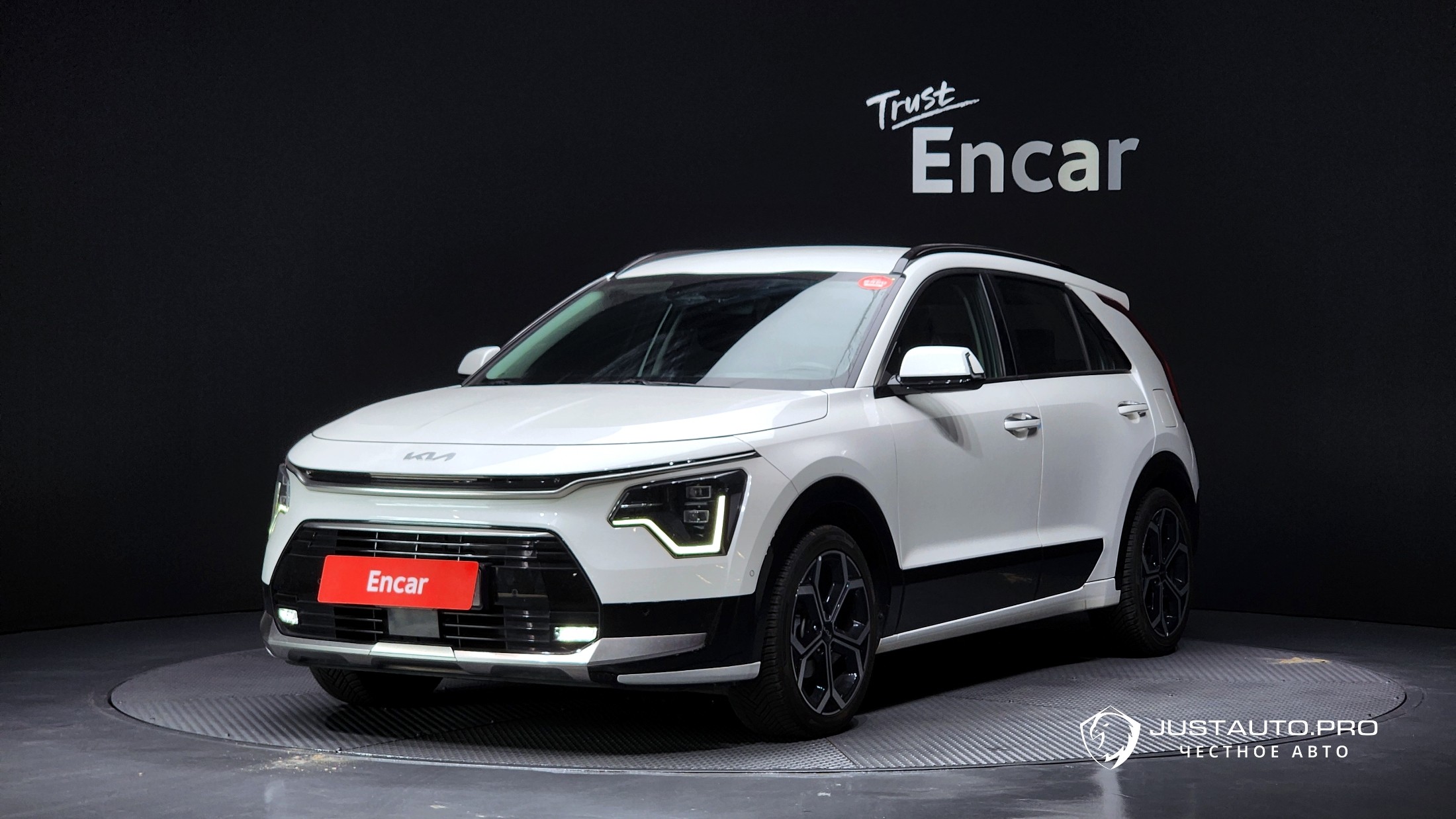 Автомобиль Kia Niro