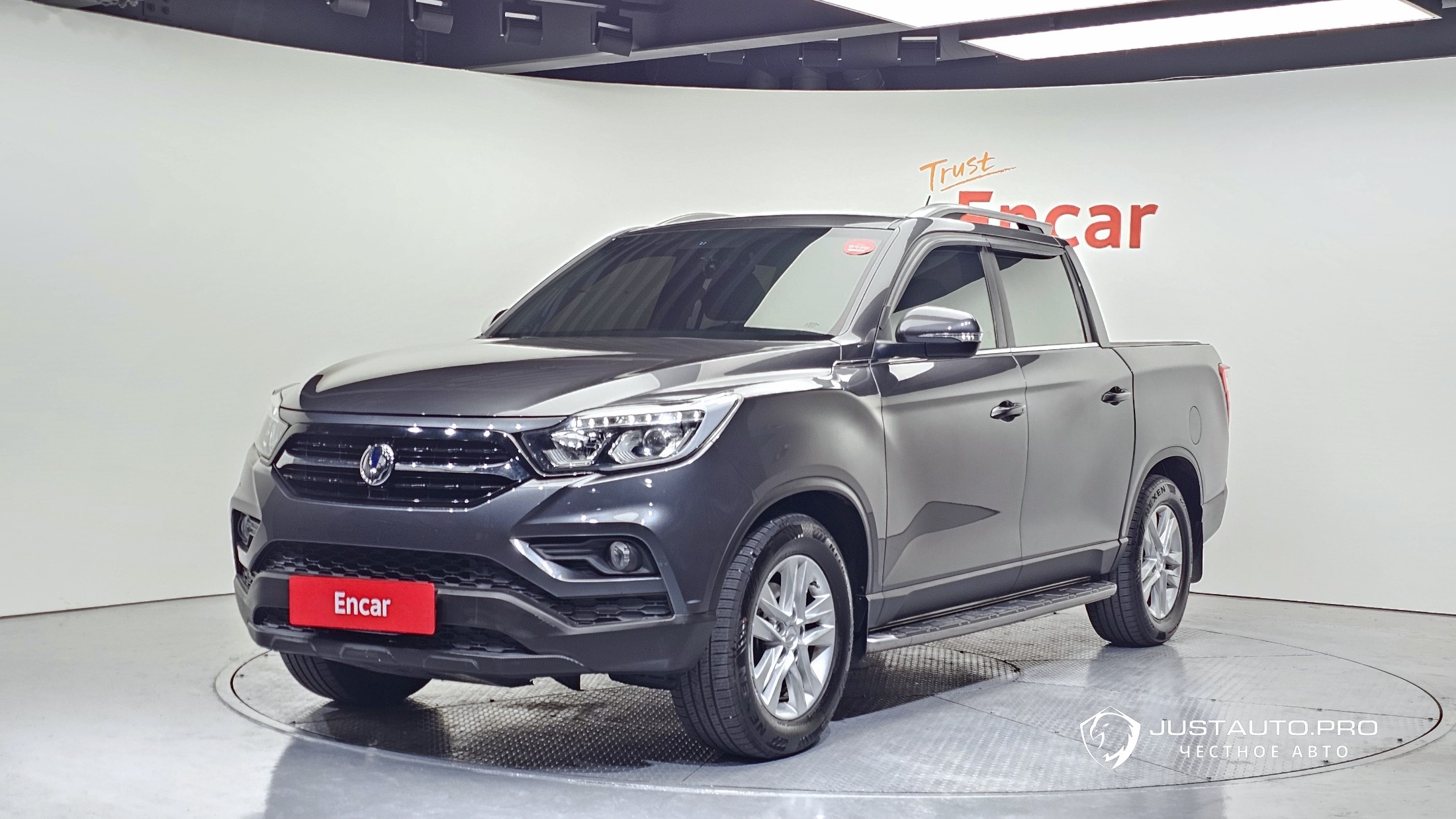 Автомобиль KG_Mobility_Ssangyong Rexton