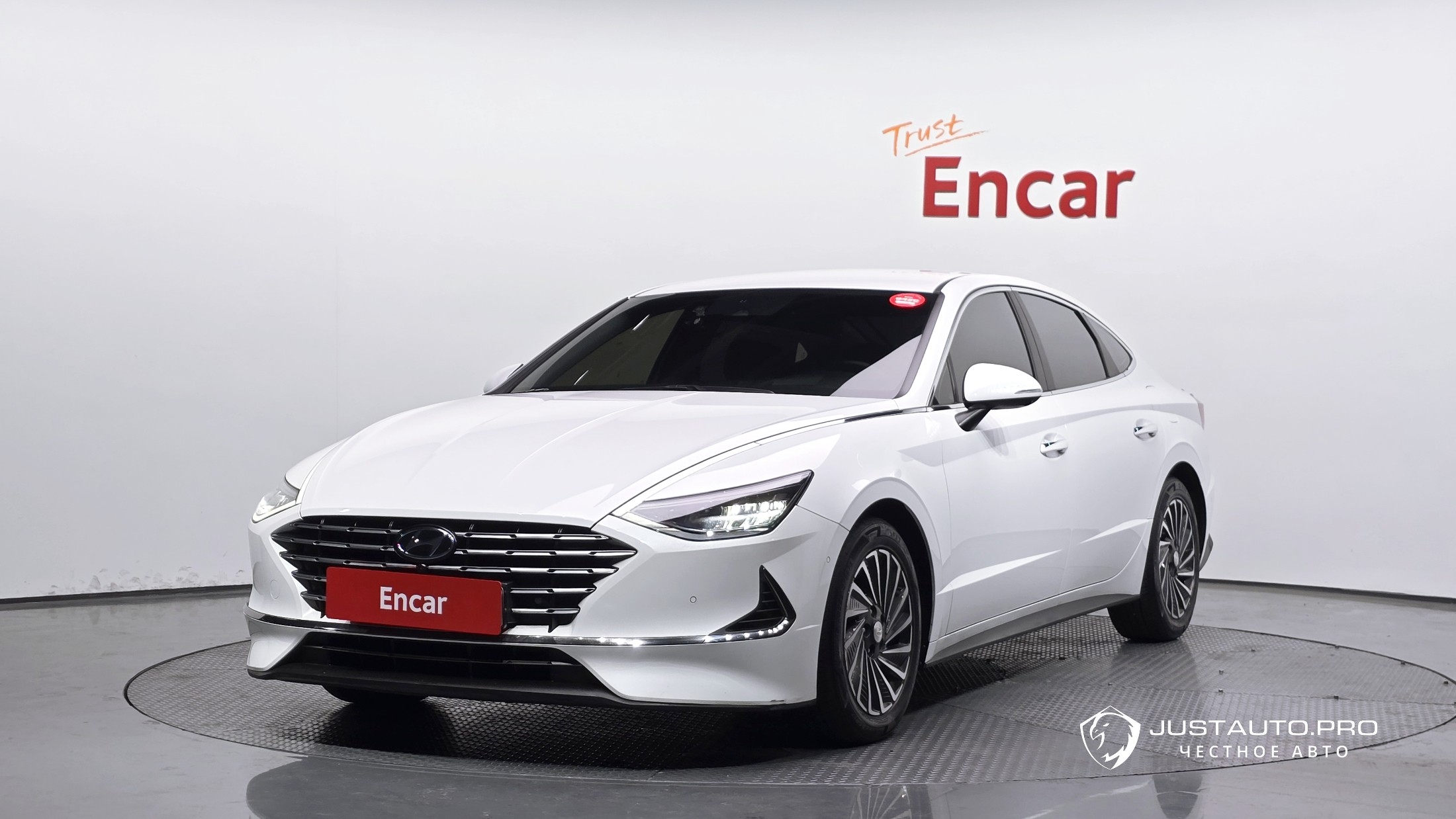 Автомобиль Hyundai Sonata