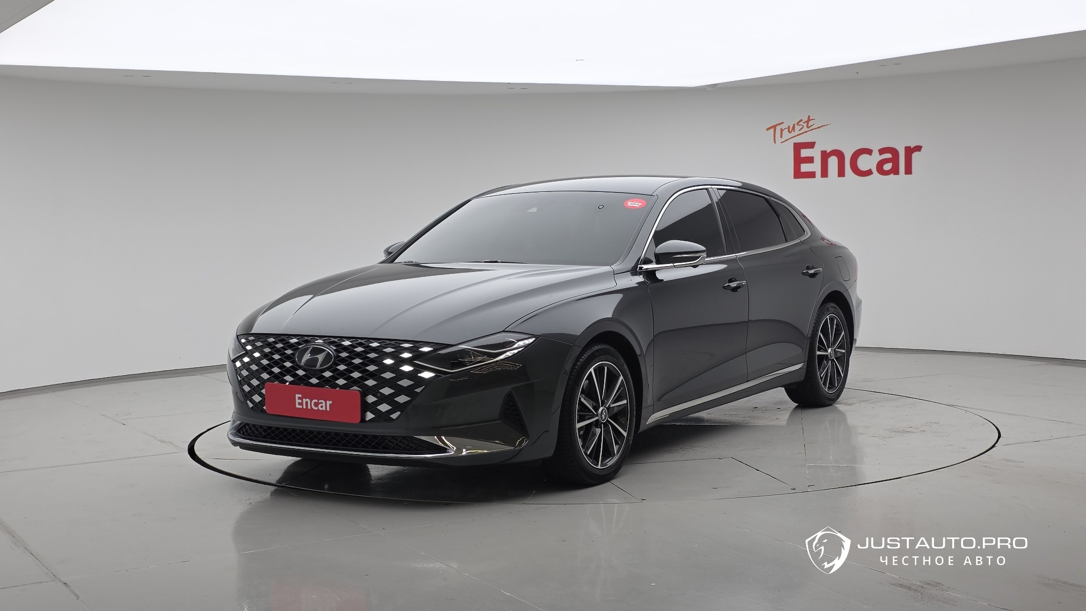 Автомобиль Hyundai Grandeur