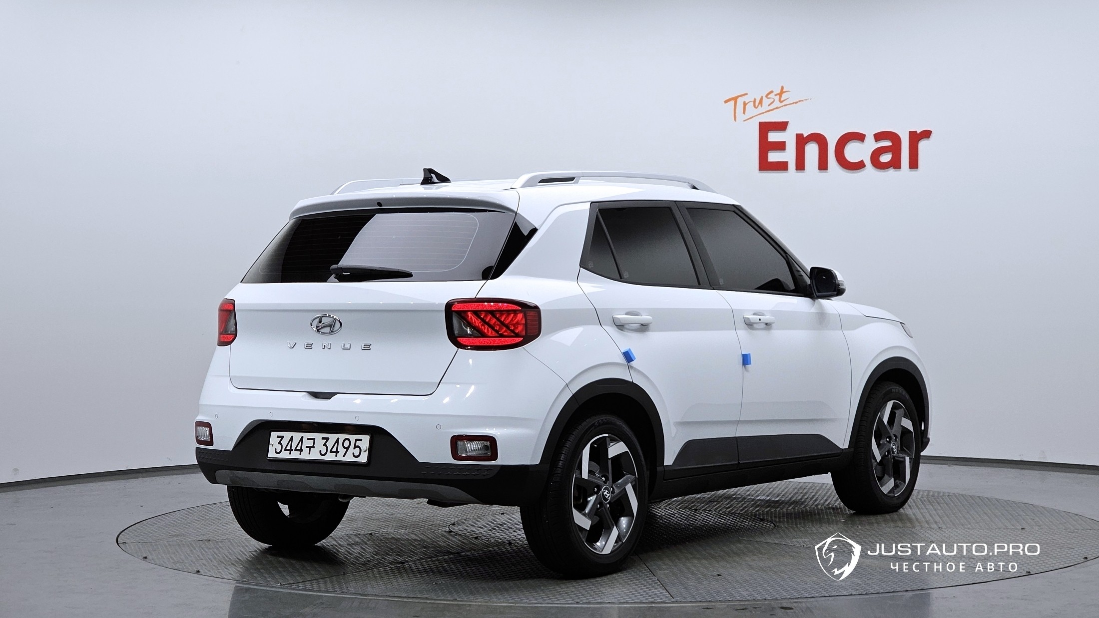 Автомобиль Hyundai Venue
