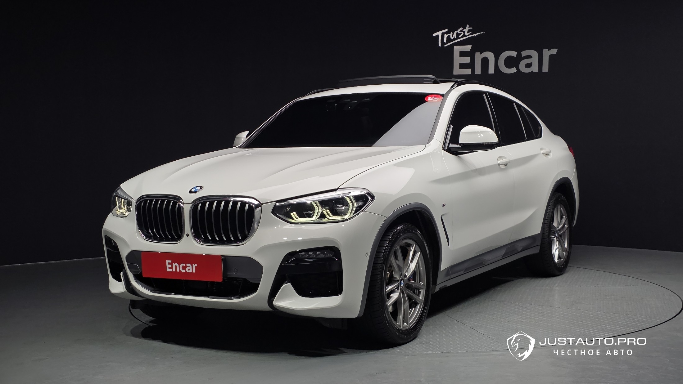 Автомобиль BMW X4