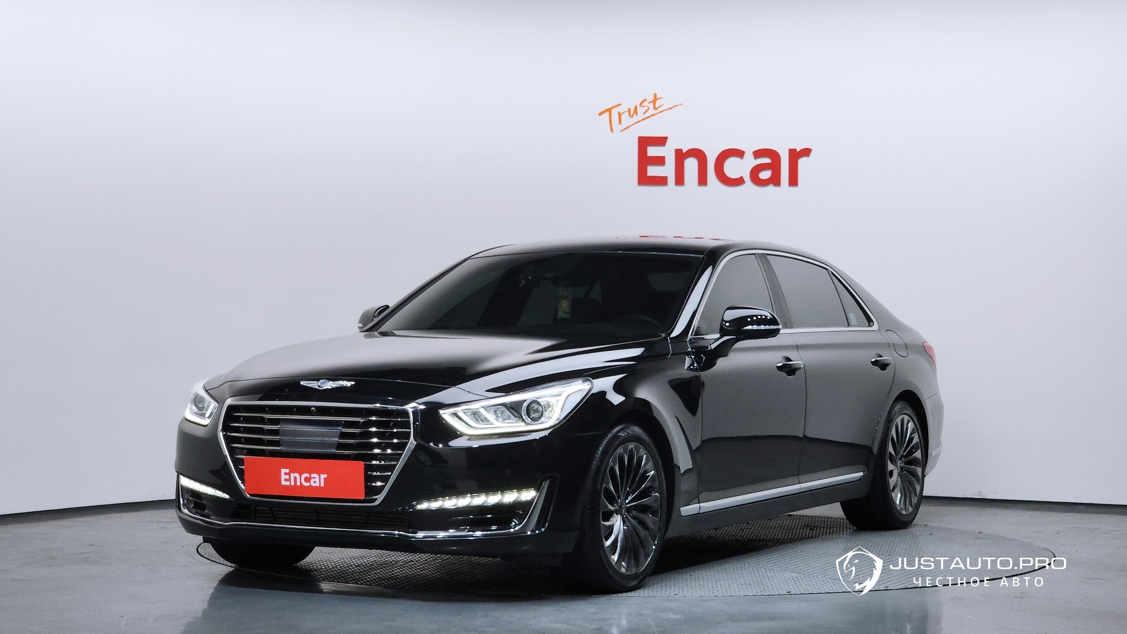 Автомобиль Genesis EQ900