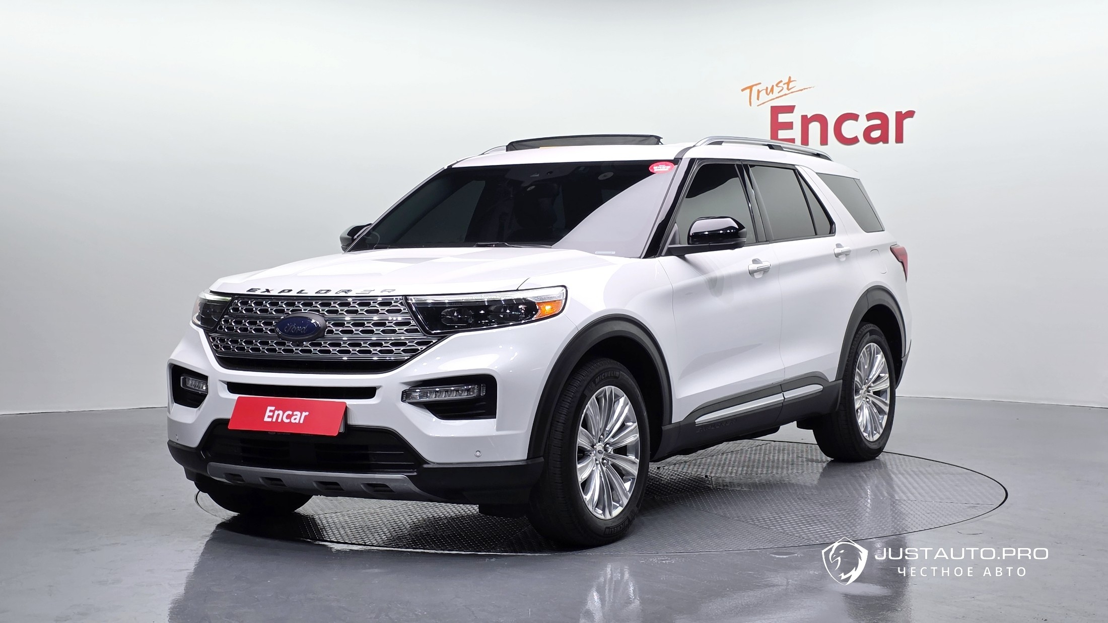 Автомобиль Ford Explorer