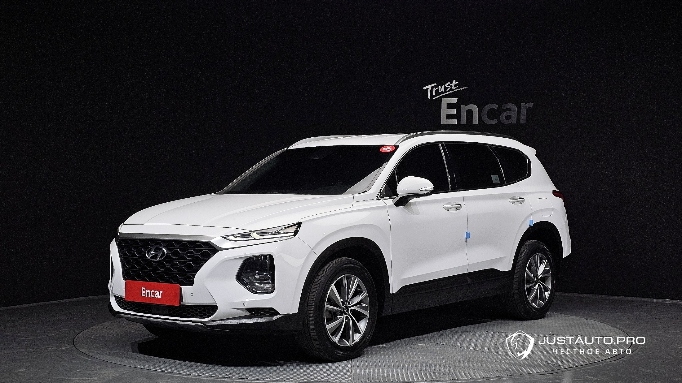 Автомобиль Hyundai Santafe