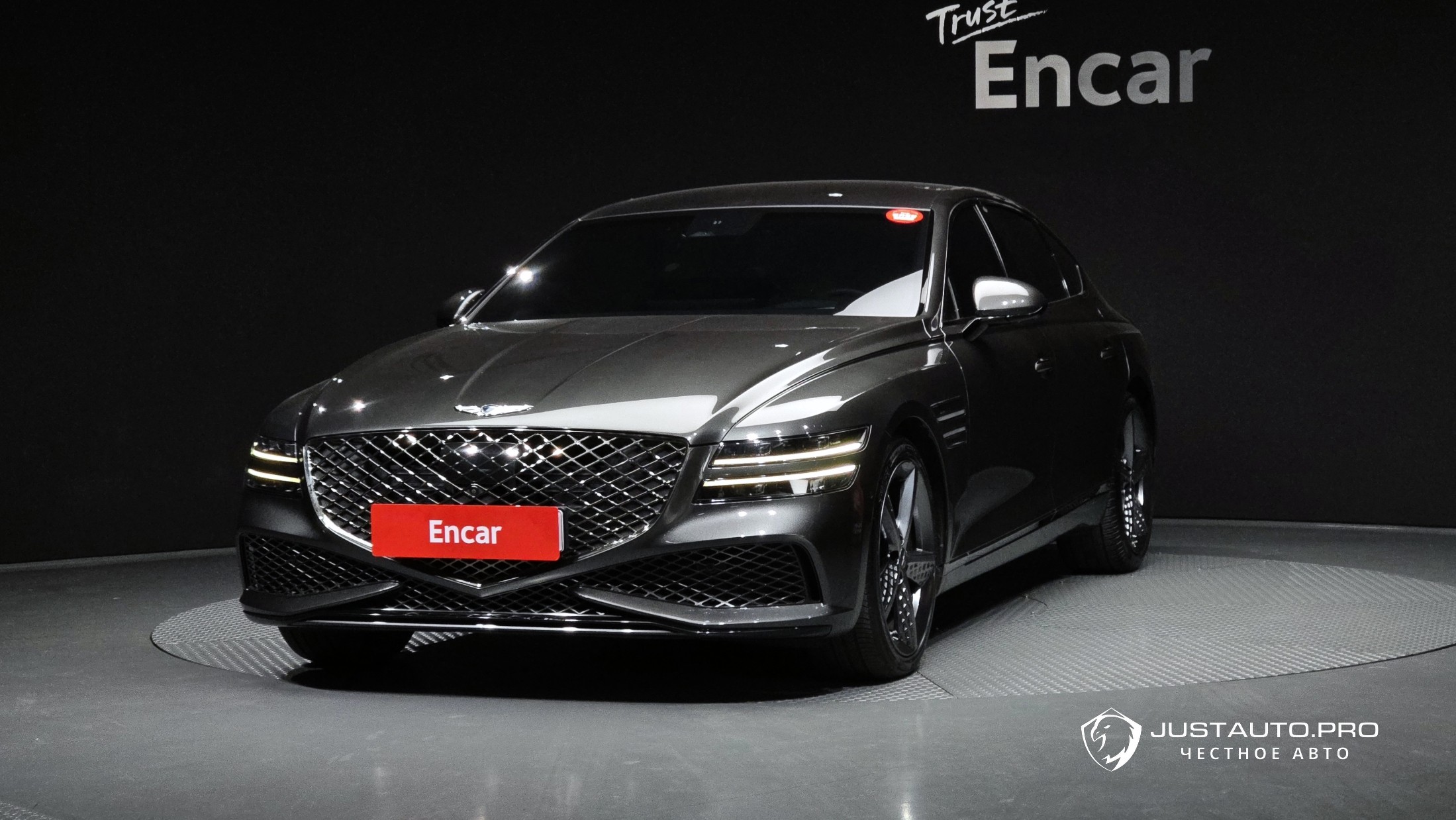 Автомобиль Genesis G80