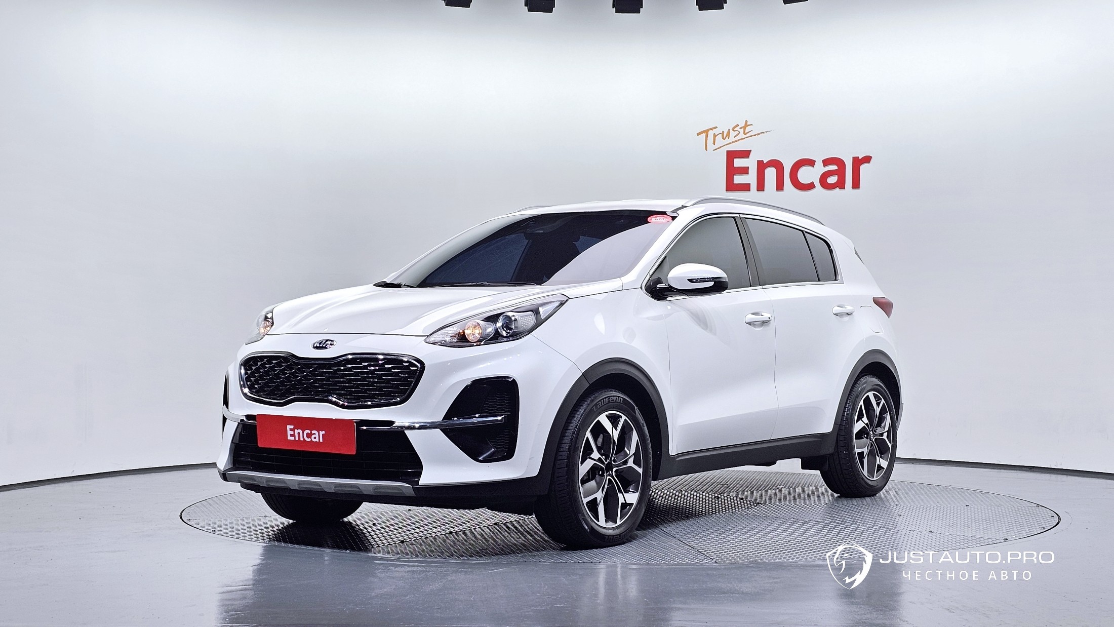 Автомобиль Kia Sportage
