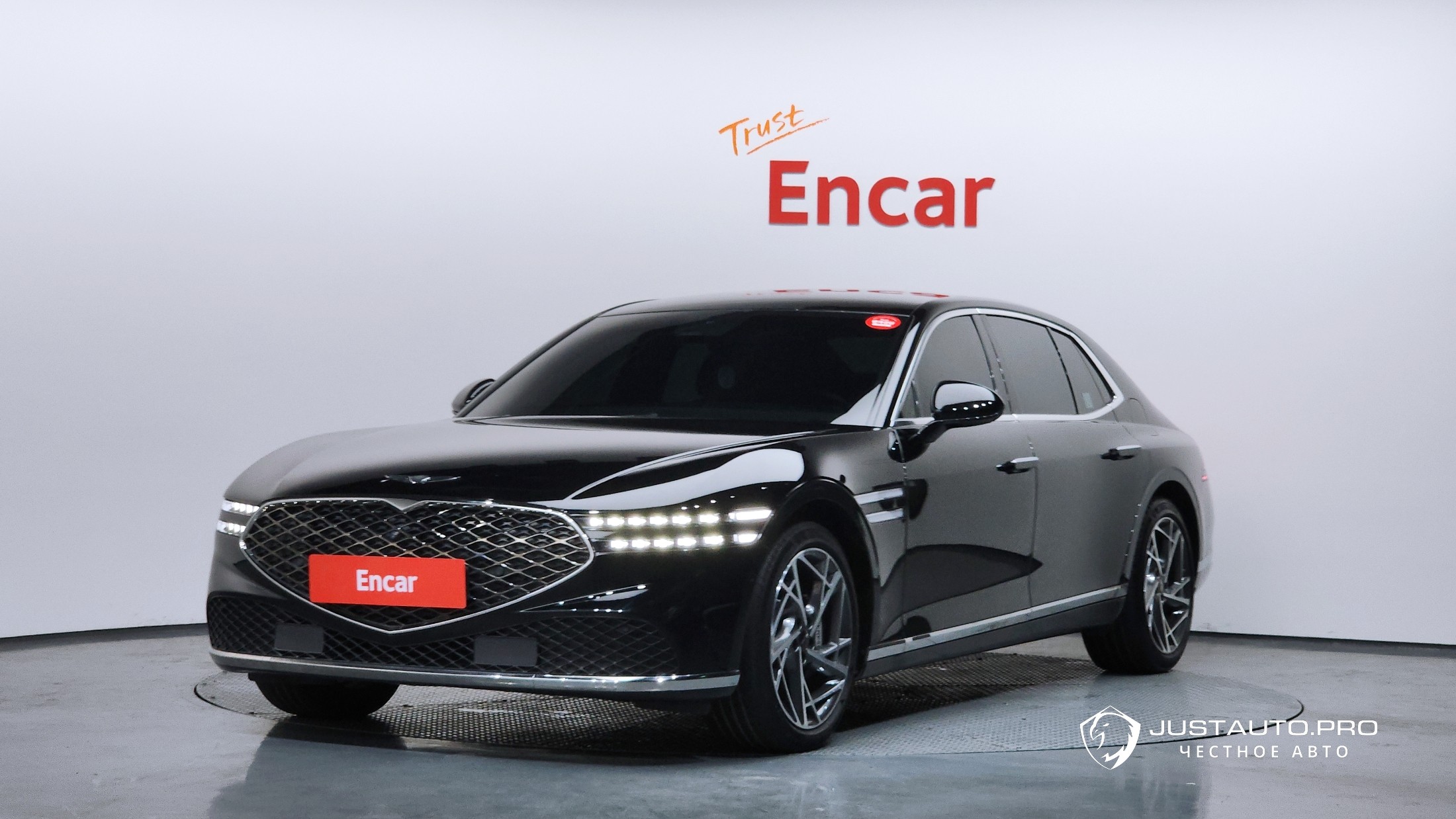 Автомобиль Genesis G90