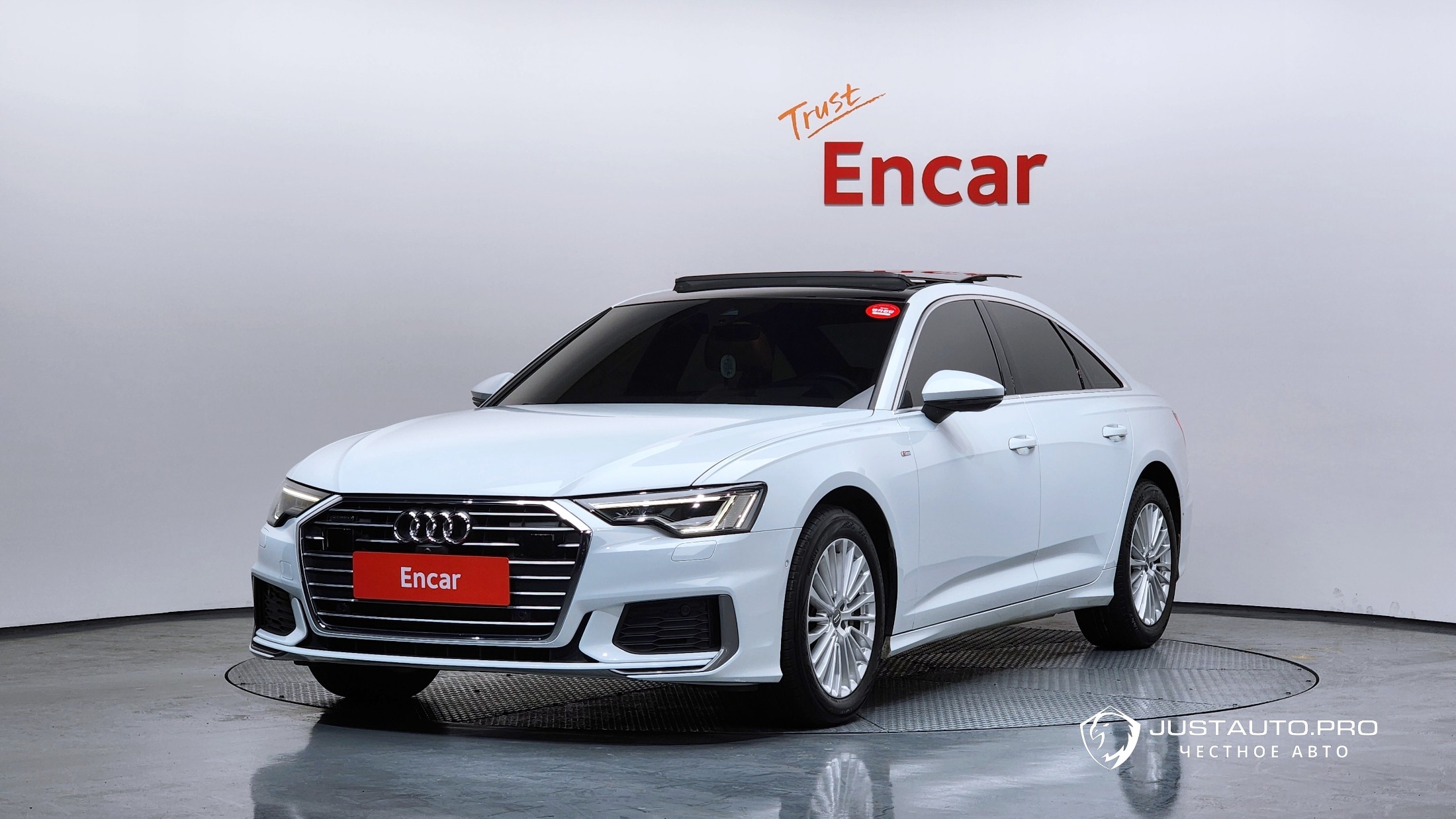 Автомобиль Audi A6