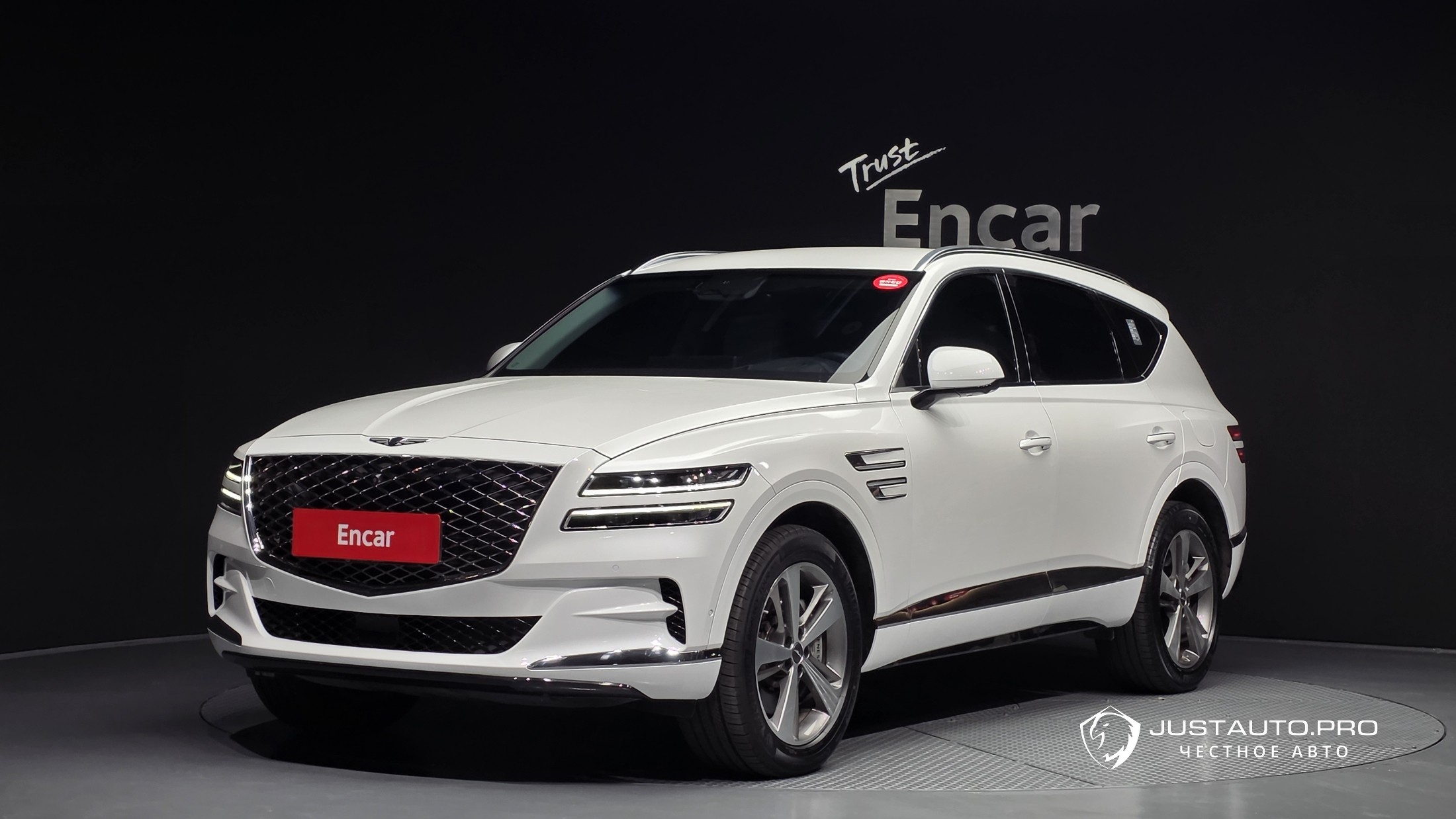 Автомобиль Genesis GV80