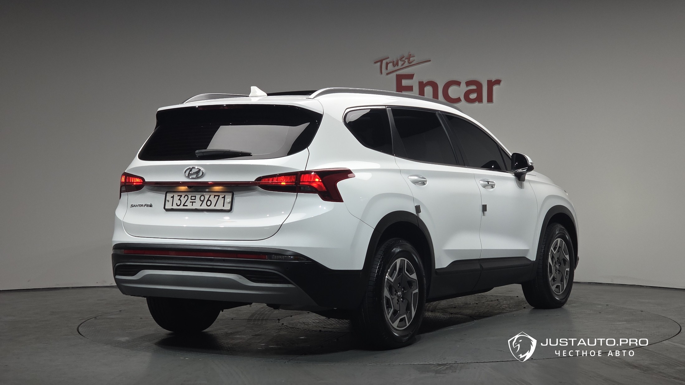Автомобиль Hyundai Santafe