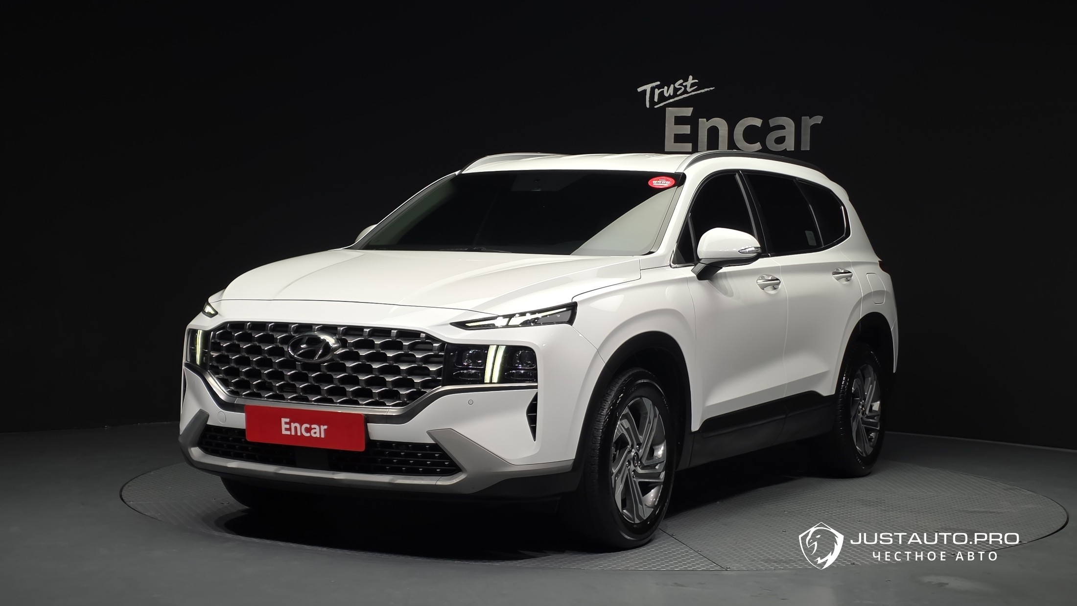 Автомобиль Hyundai Santafe