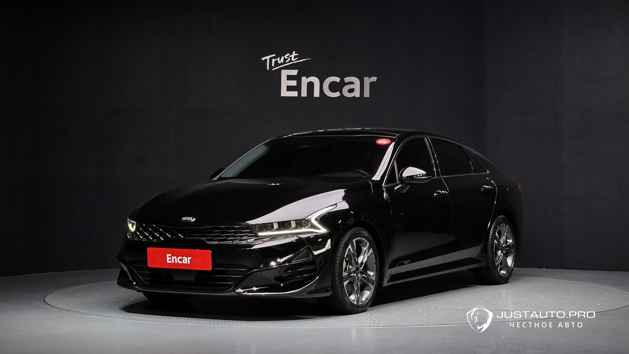 Автомобиль Kia K5