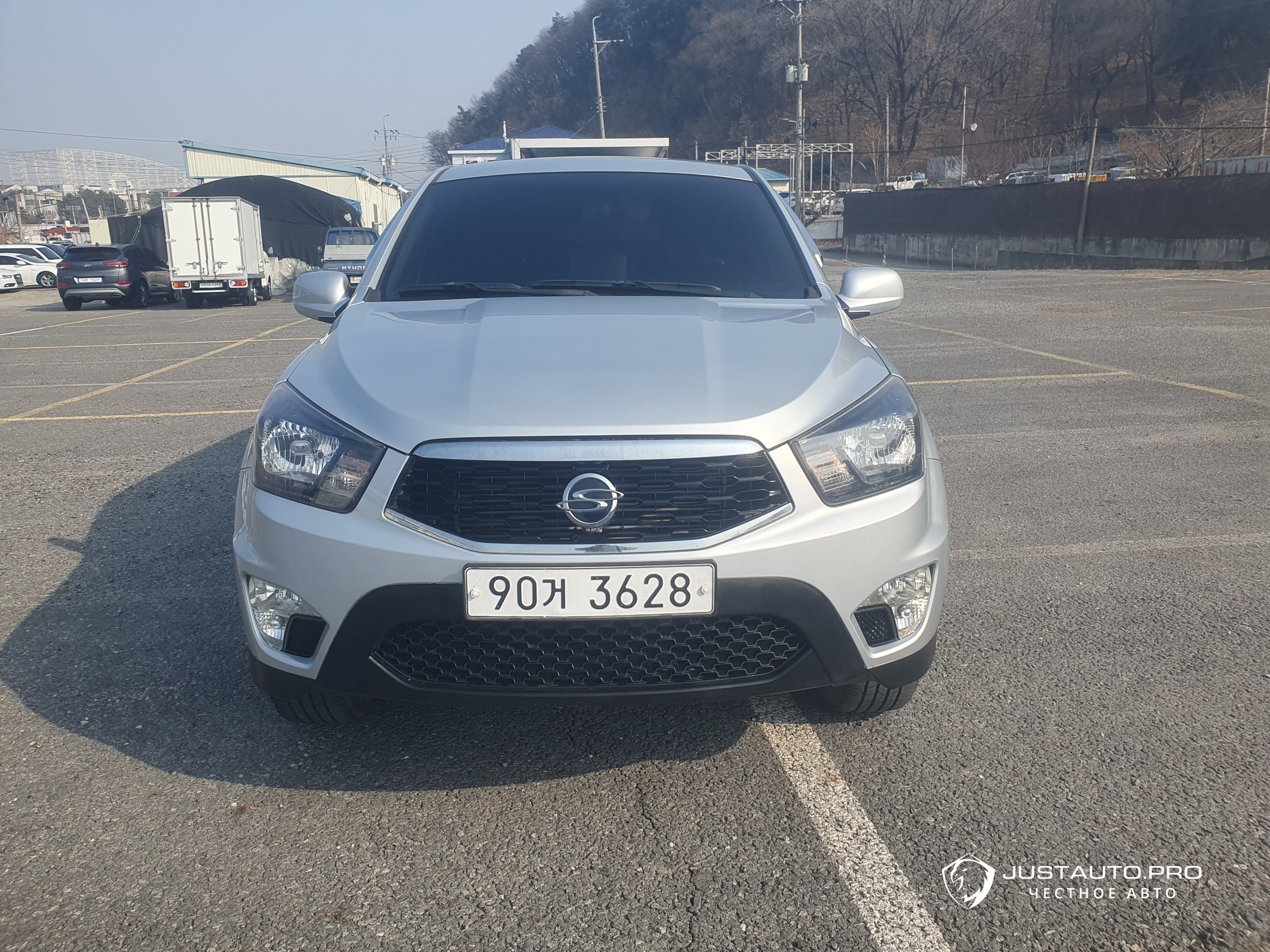 Автомобиль KG_Mobility_Ssangyong KORANDO