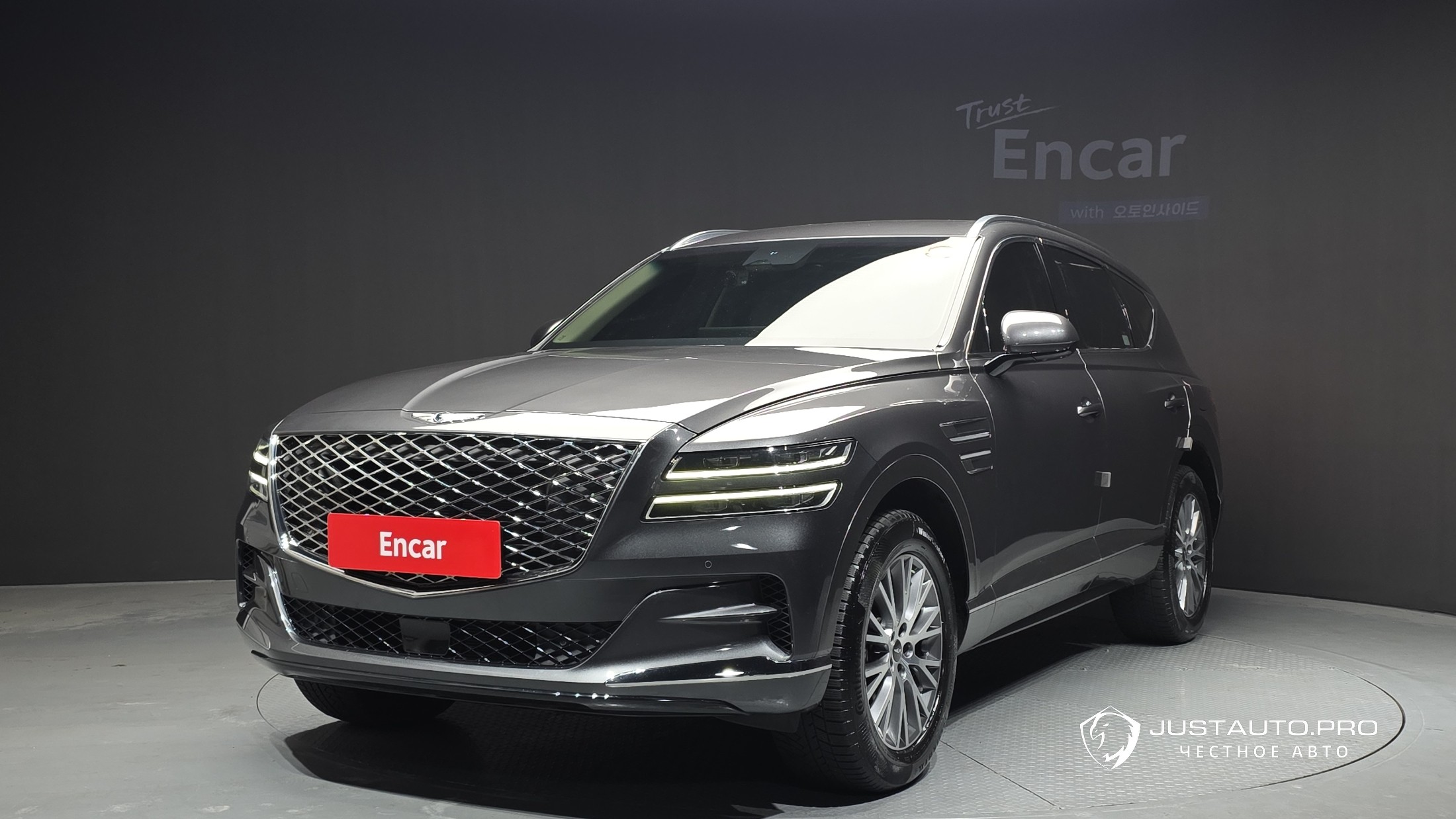 Автомобиль Genesis GV80