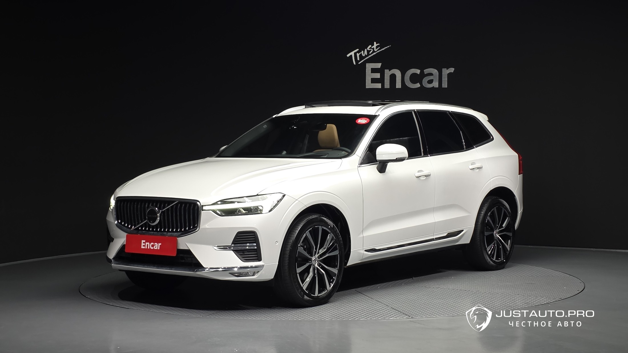 Автомобиль Volvo XC60