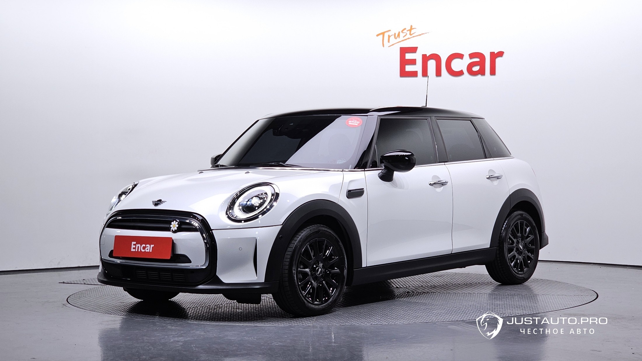 Автомобиль Mini Cooper