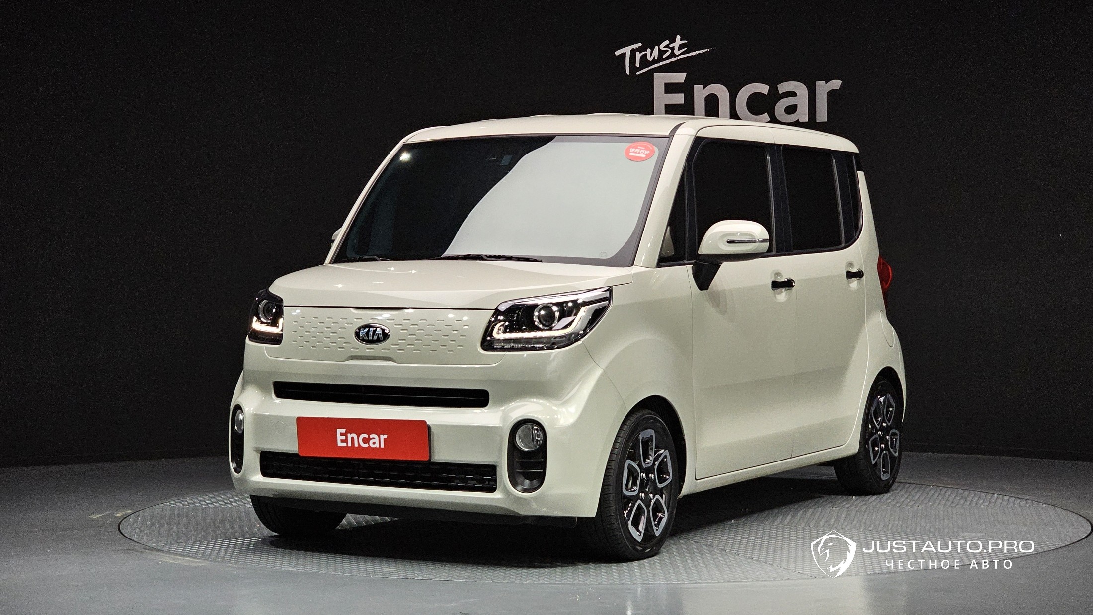 Автомобиль Kia RAY