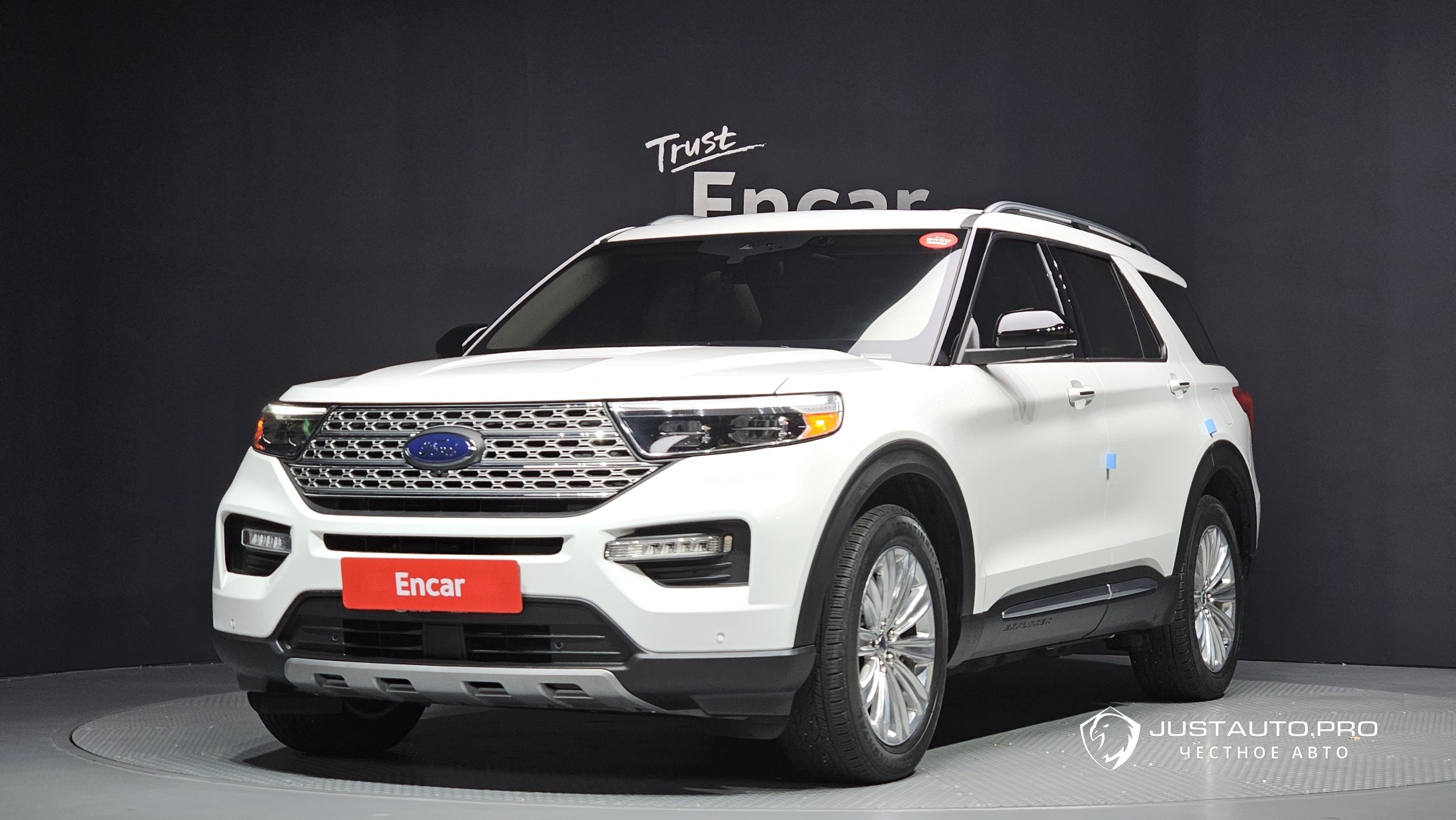 Автомобиль Ford Explorer