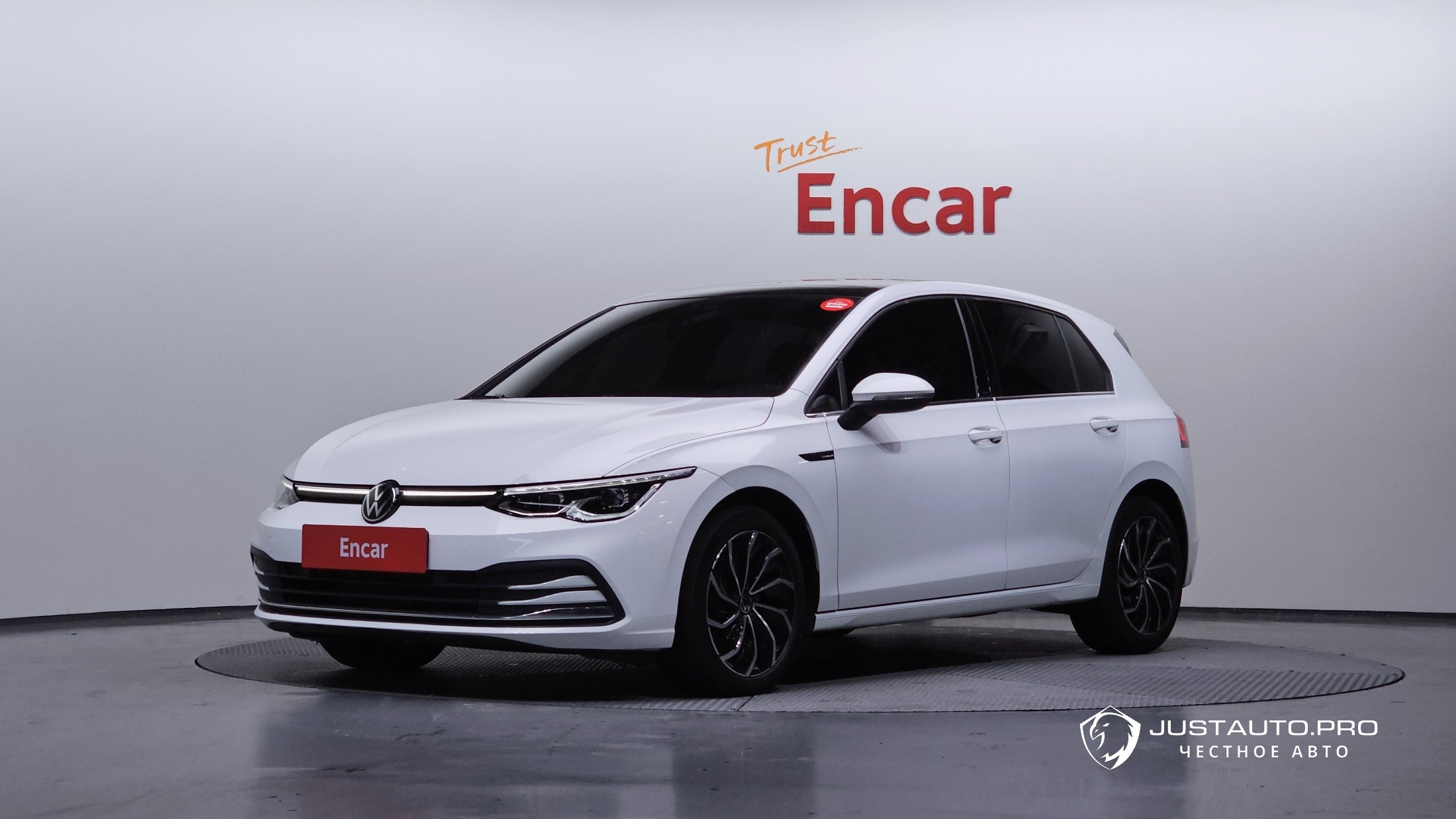 Автомобиль Volkswagen Golf