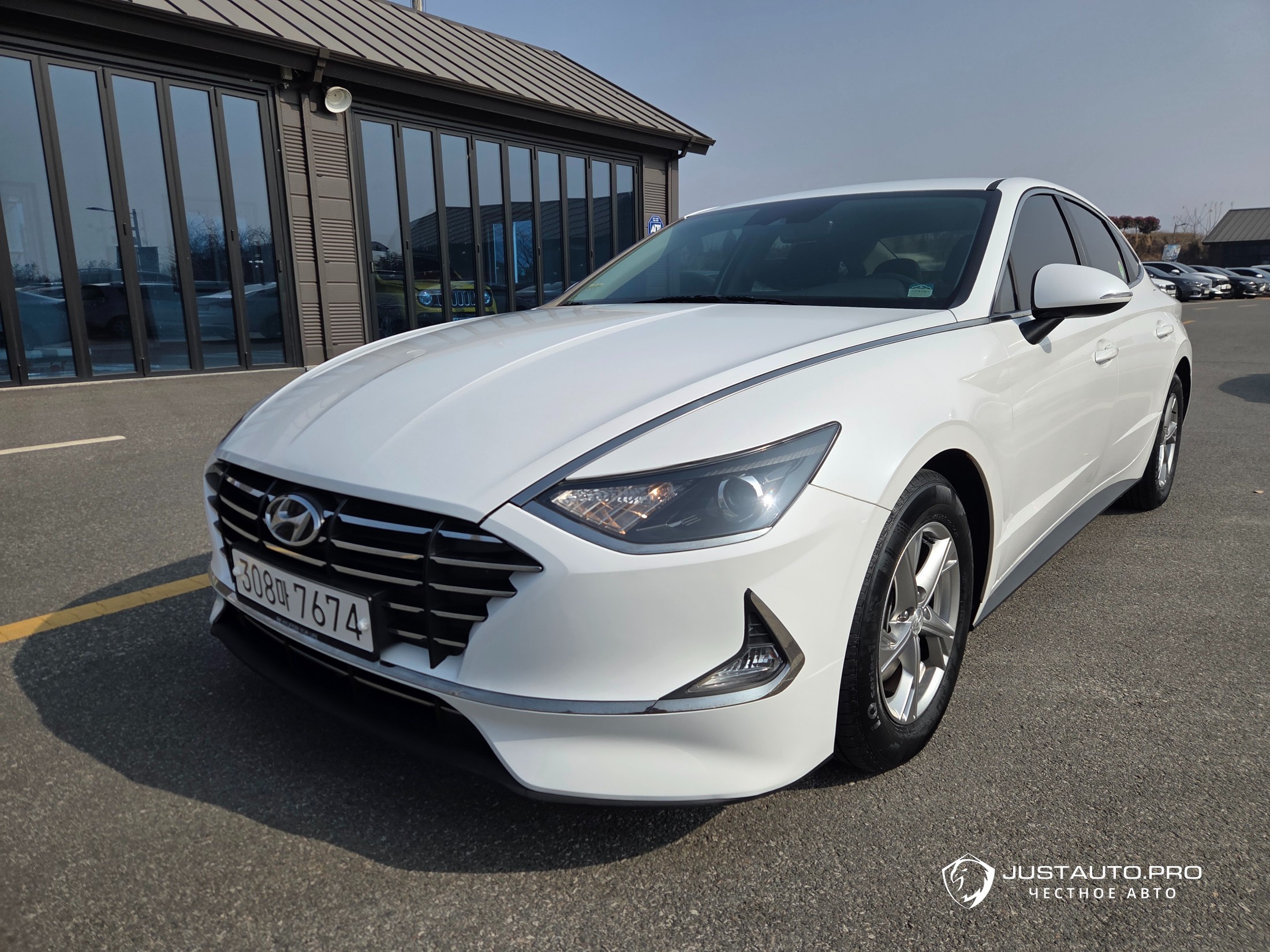 Автомобиль Hyundai Sonata