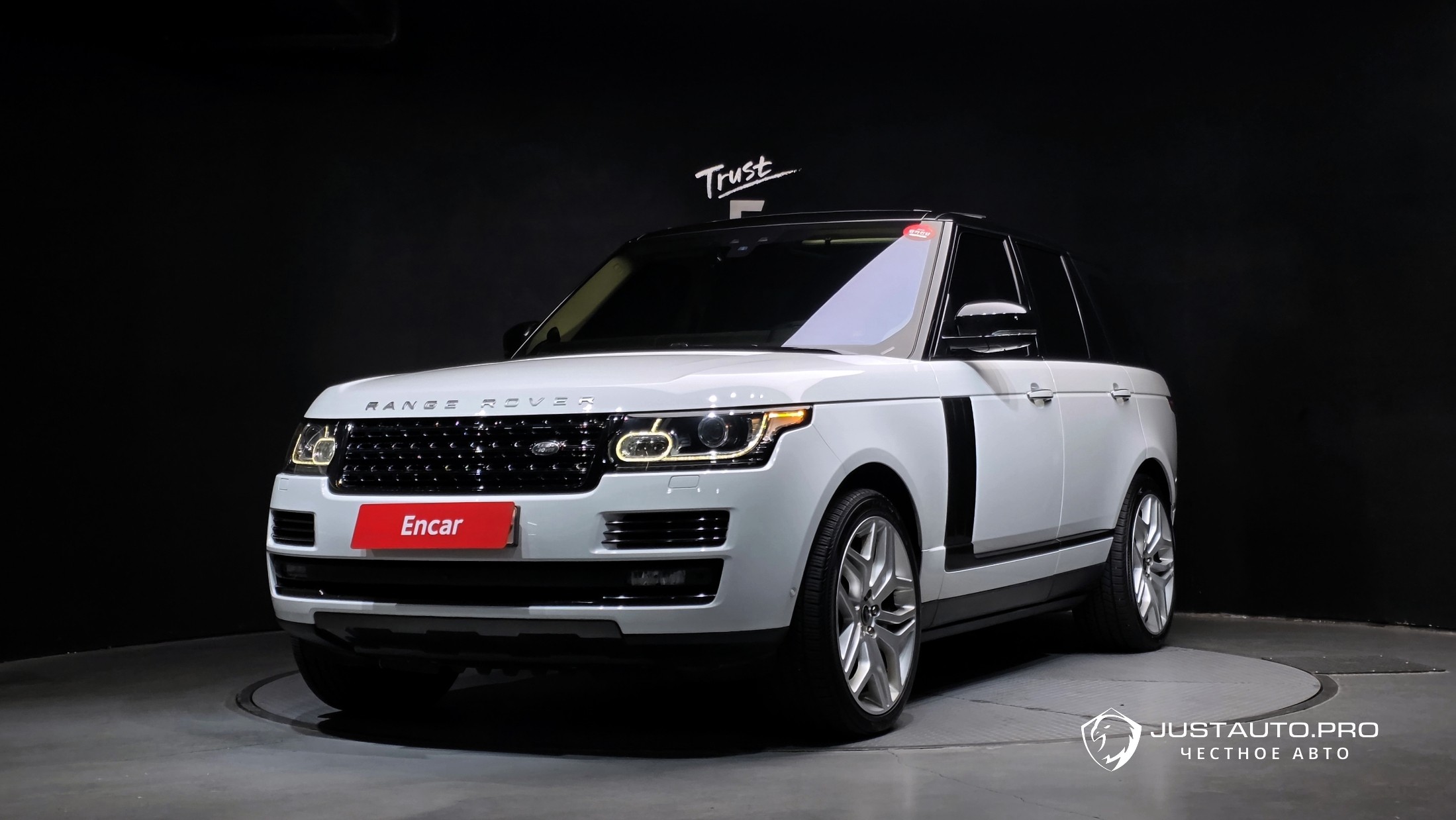 Автомобиль Land Rover Range Rover