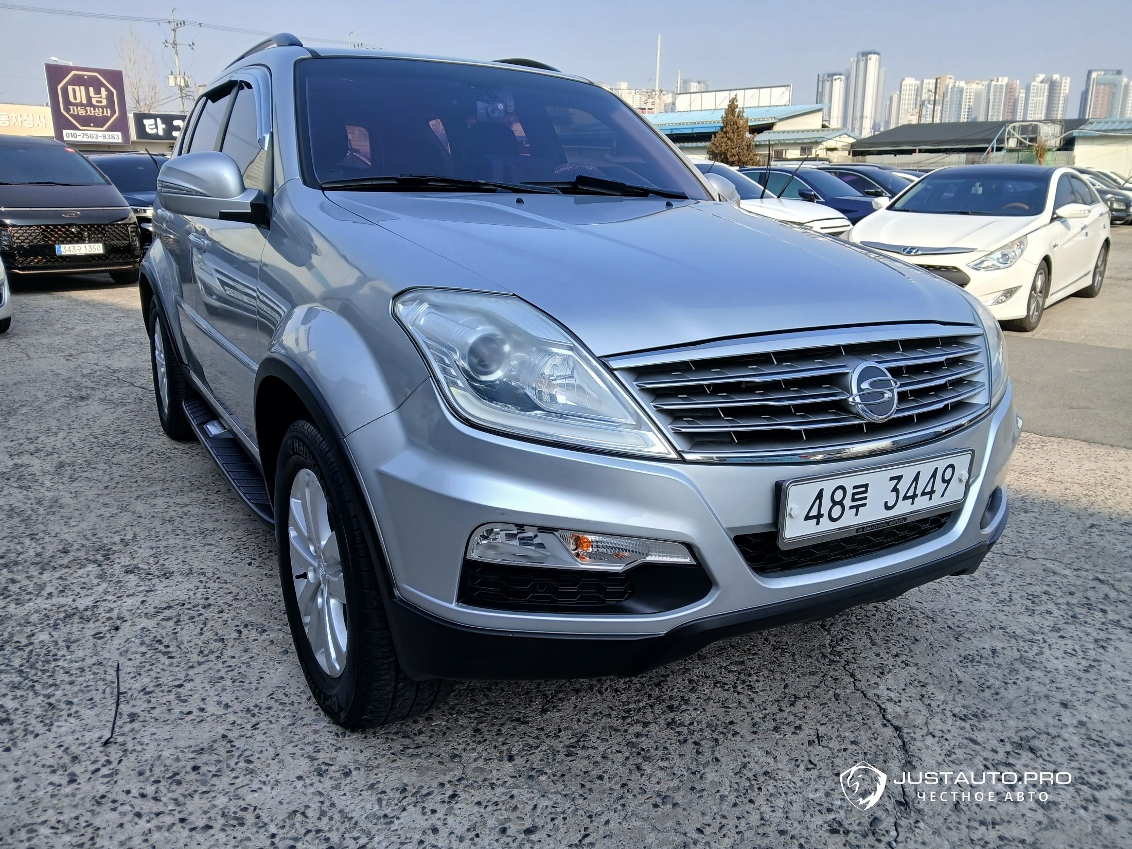 Автомобиль KG_Mobility_Ssangyong Rexton