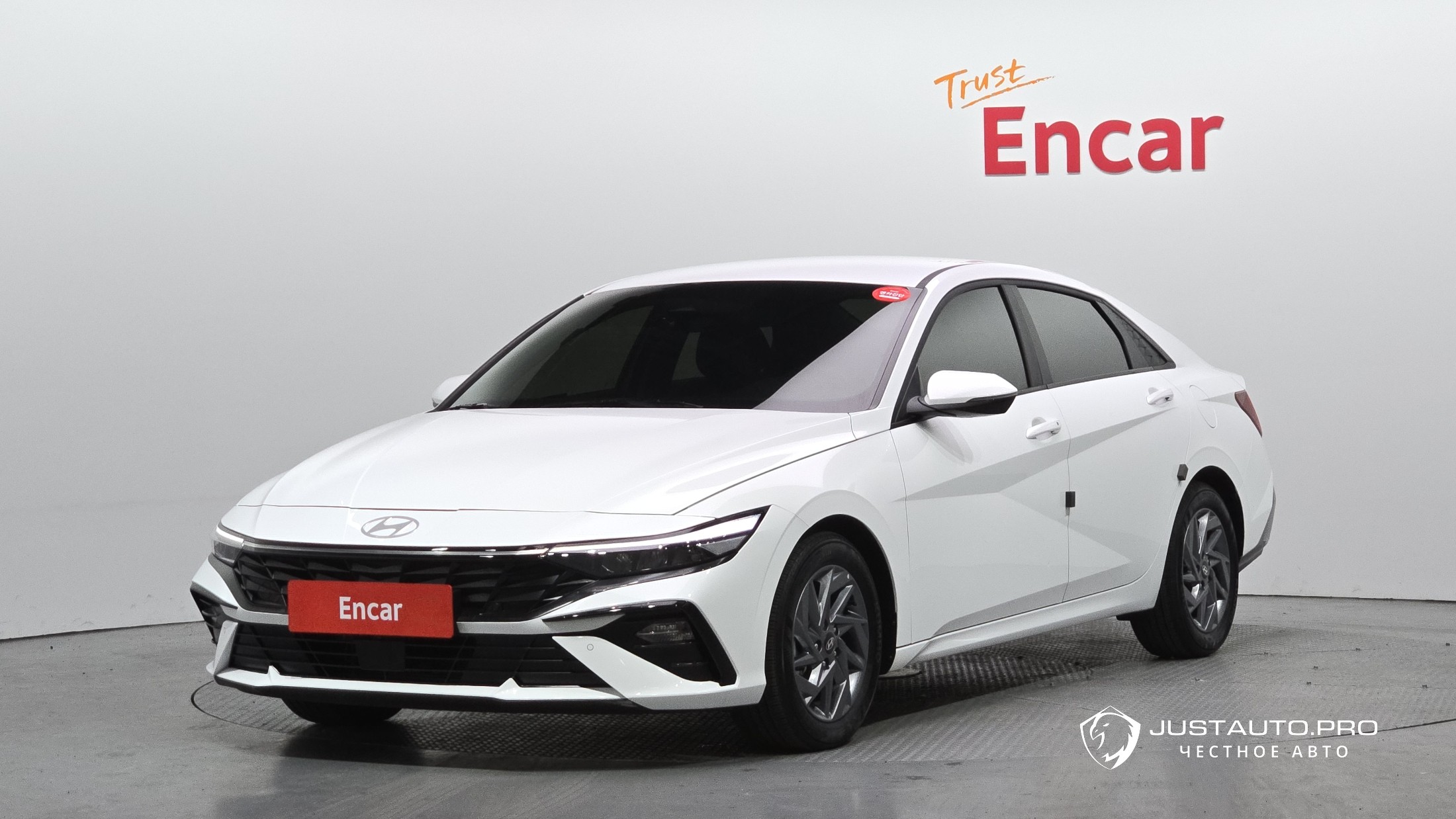 Автомобиль Hyundai AVANTE