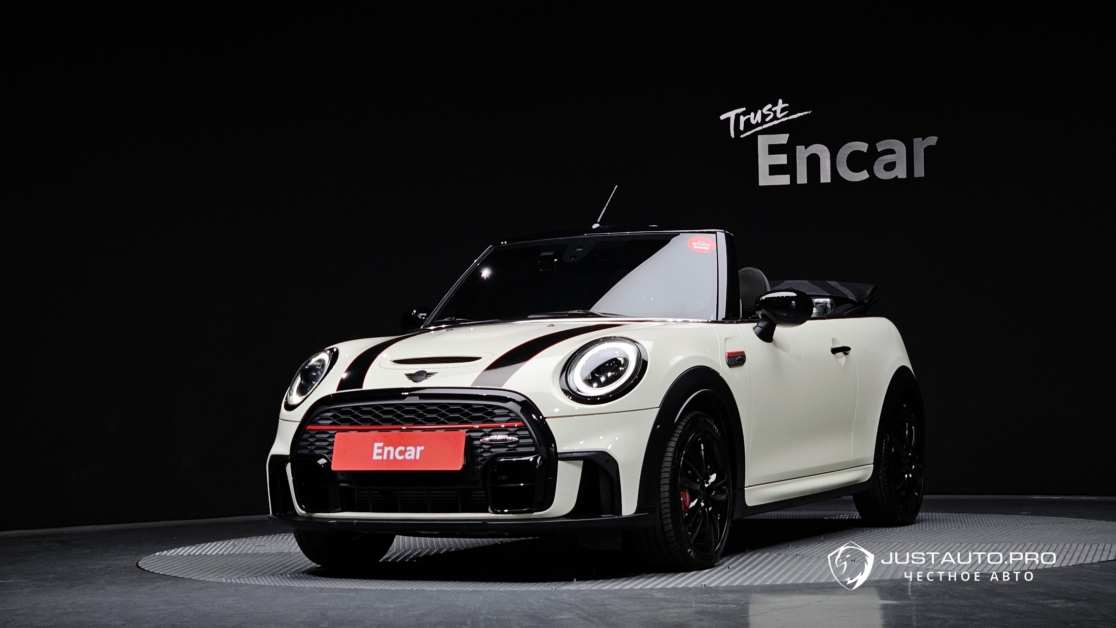 Автомобиль Mini Cooper Convertible